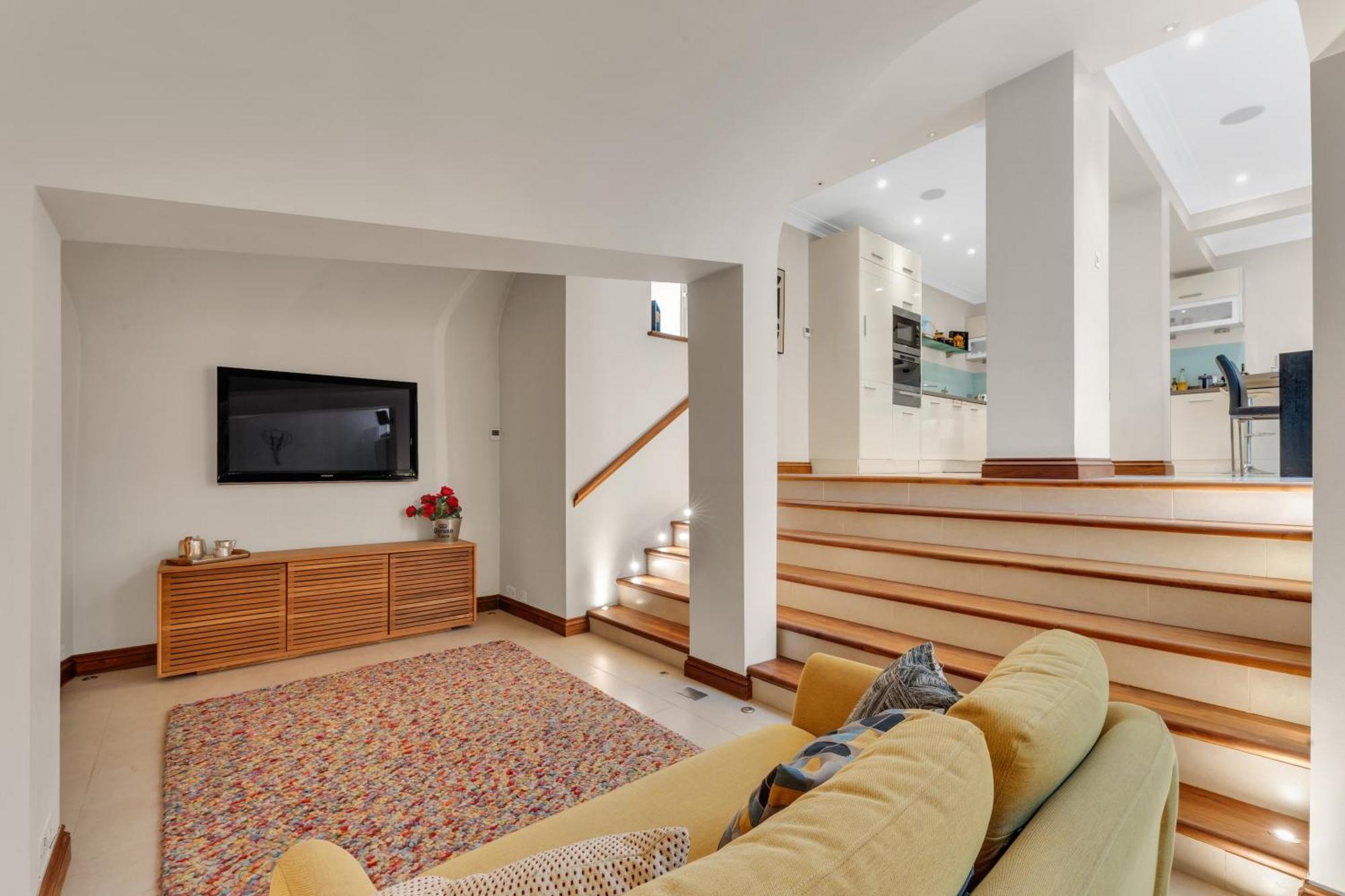 Apartamento 3-bed Grand Triplex In Westminster *