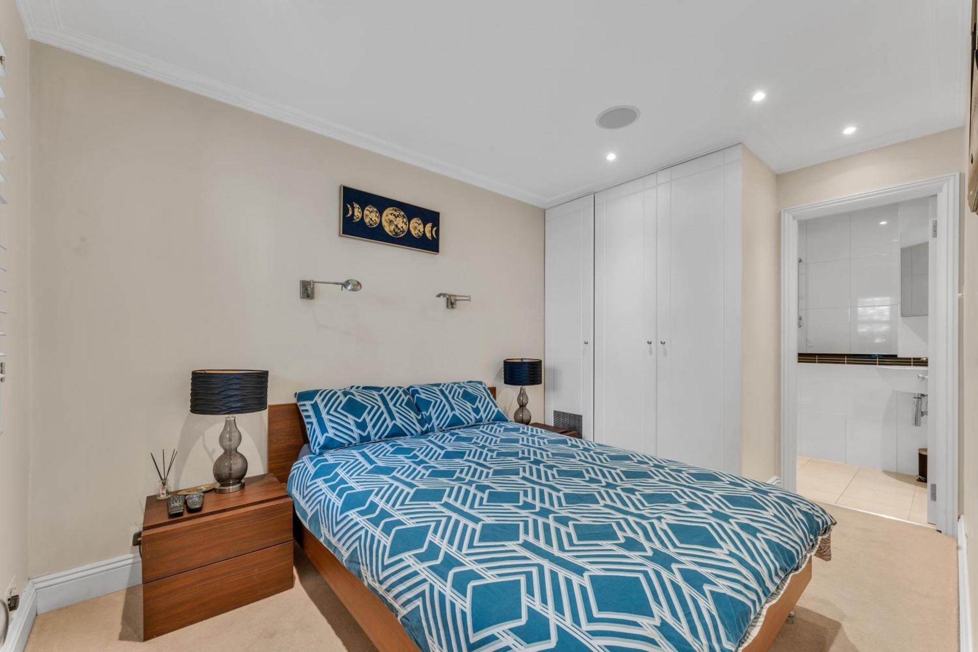 3-bed Grand Triplex In Westminster * Londres