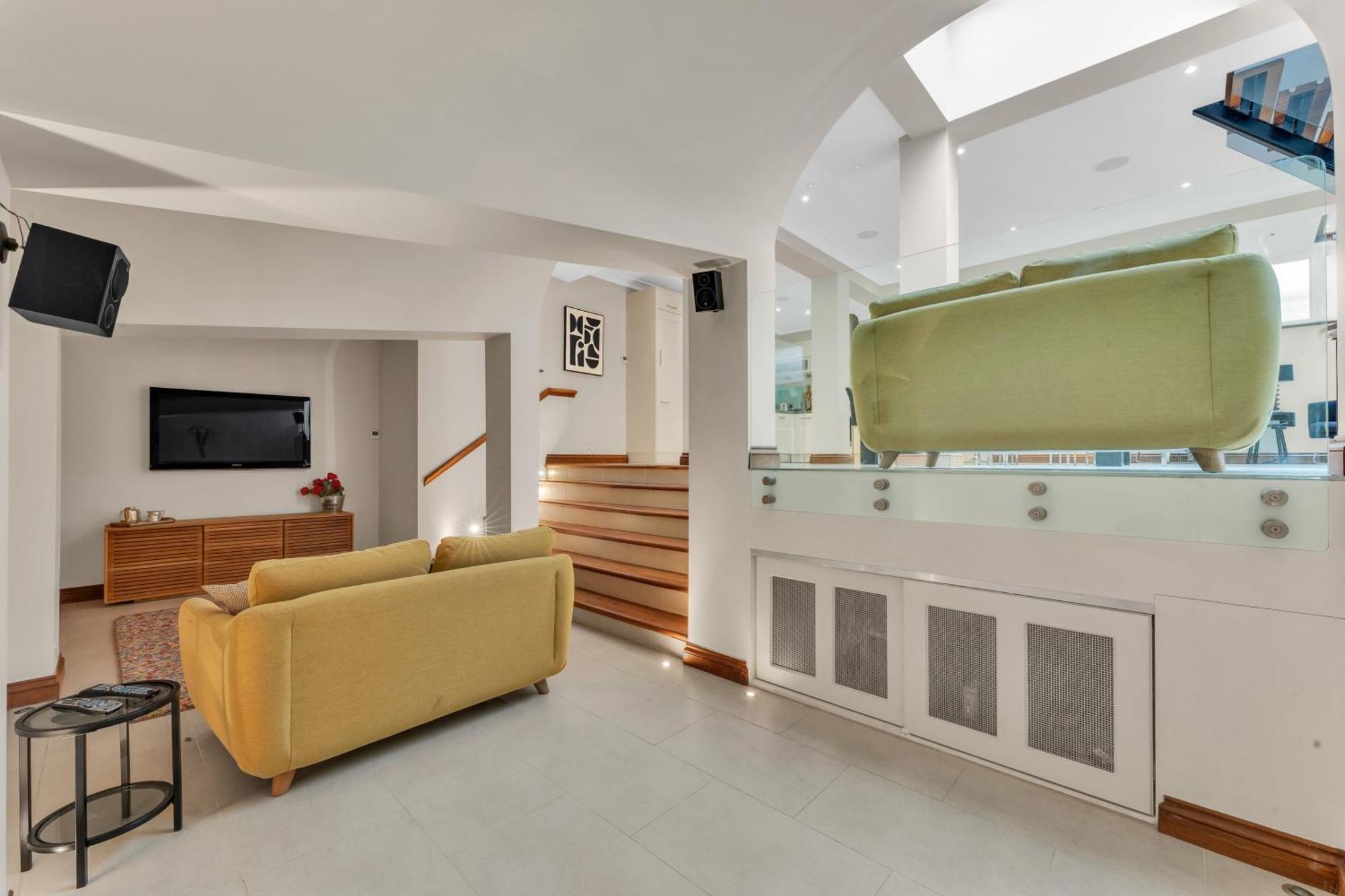 3-bed Grand Triplex In Westminster Apartamento *