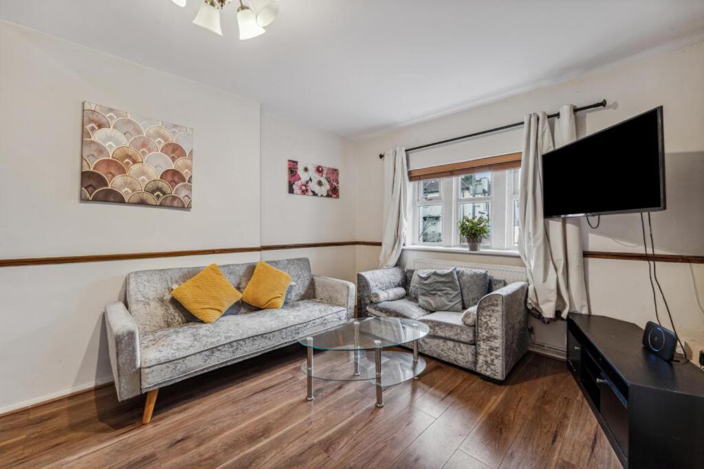 Aparthotel Central Acton House
