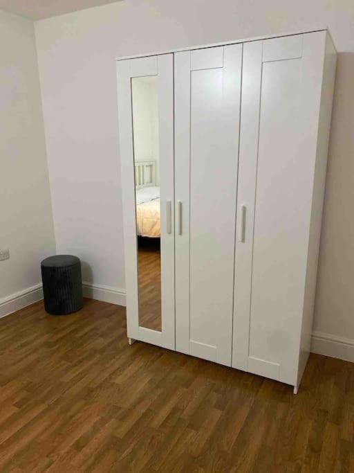 Apartamento Heart Of Streatham High Street Londres