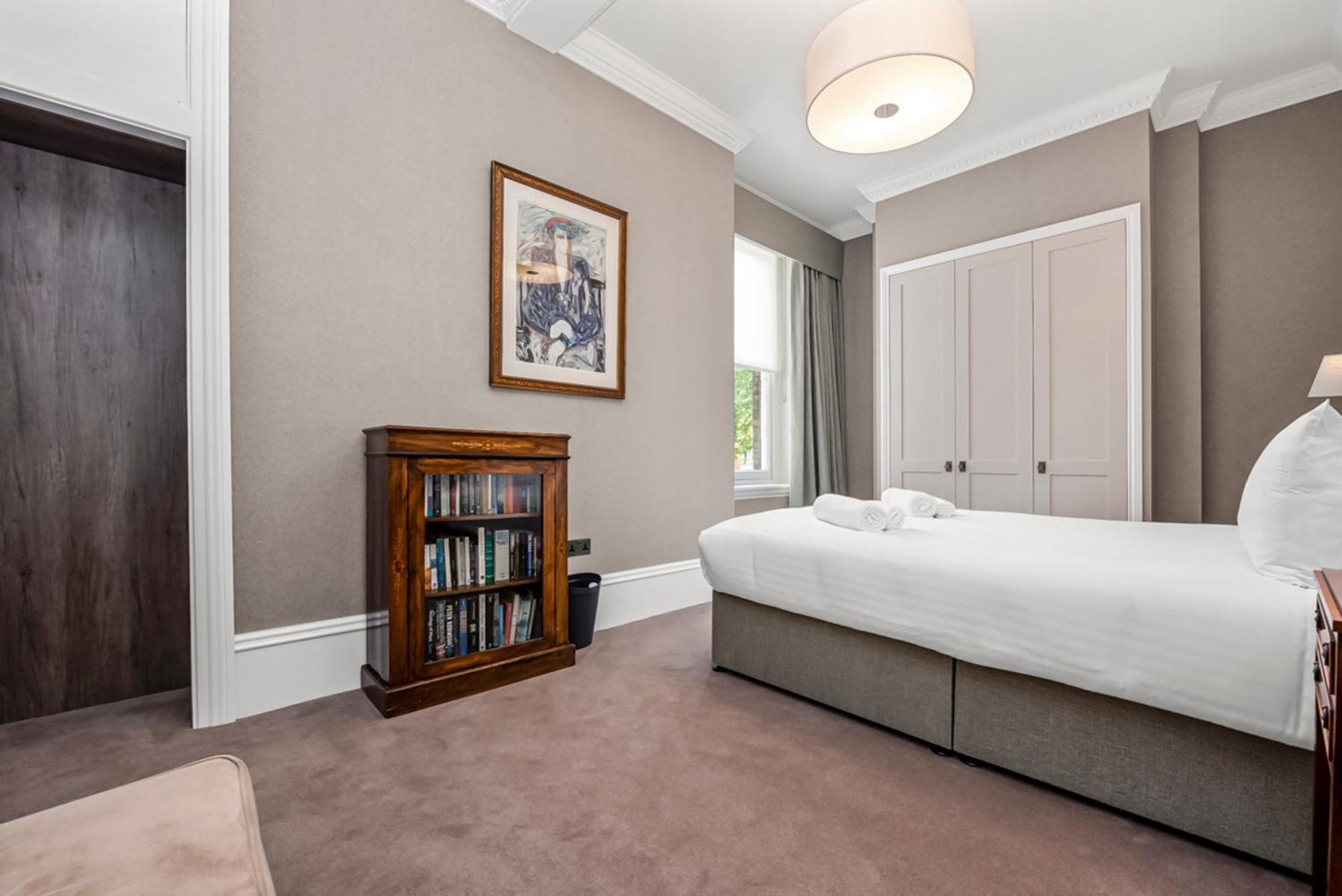 No1 The Mansions By Mansley 4* London