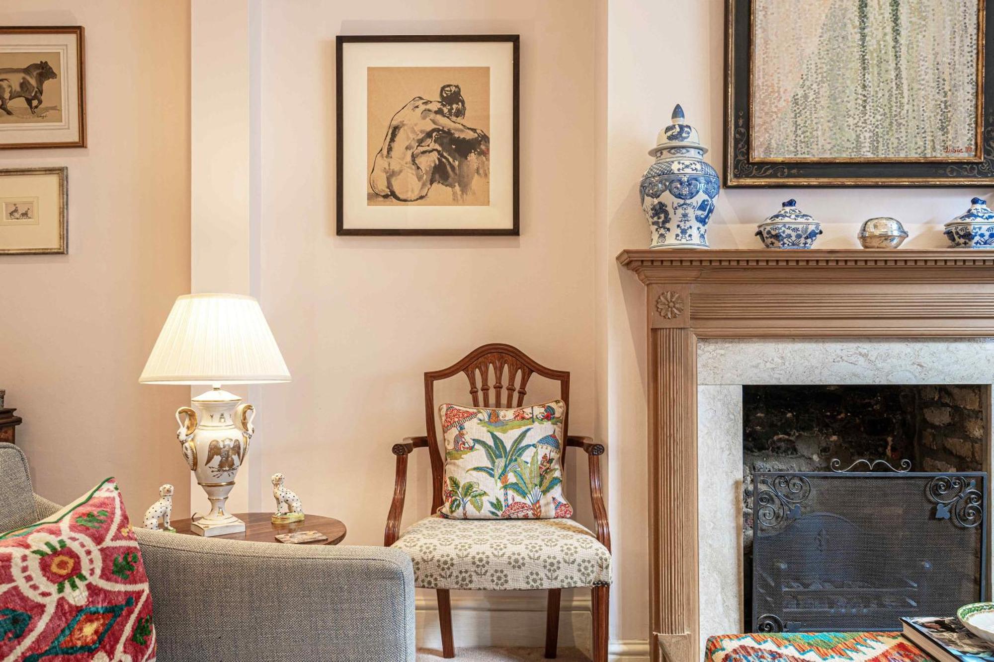 Exquisite Townhouse With Patio * Londres