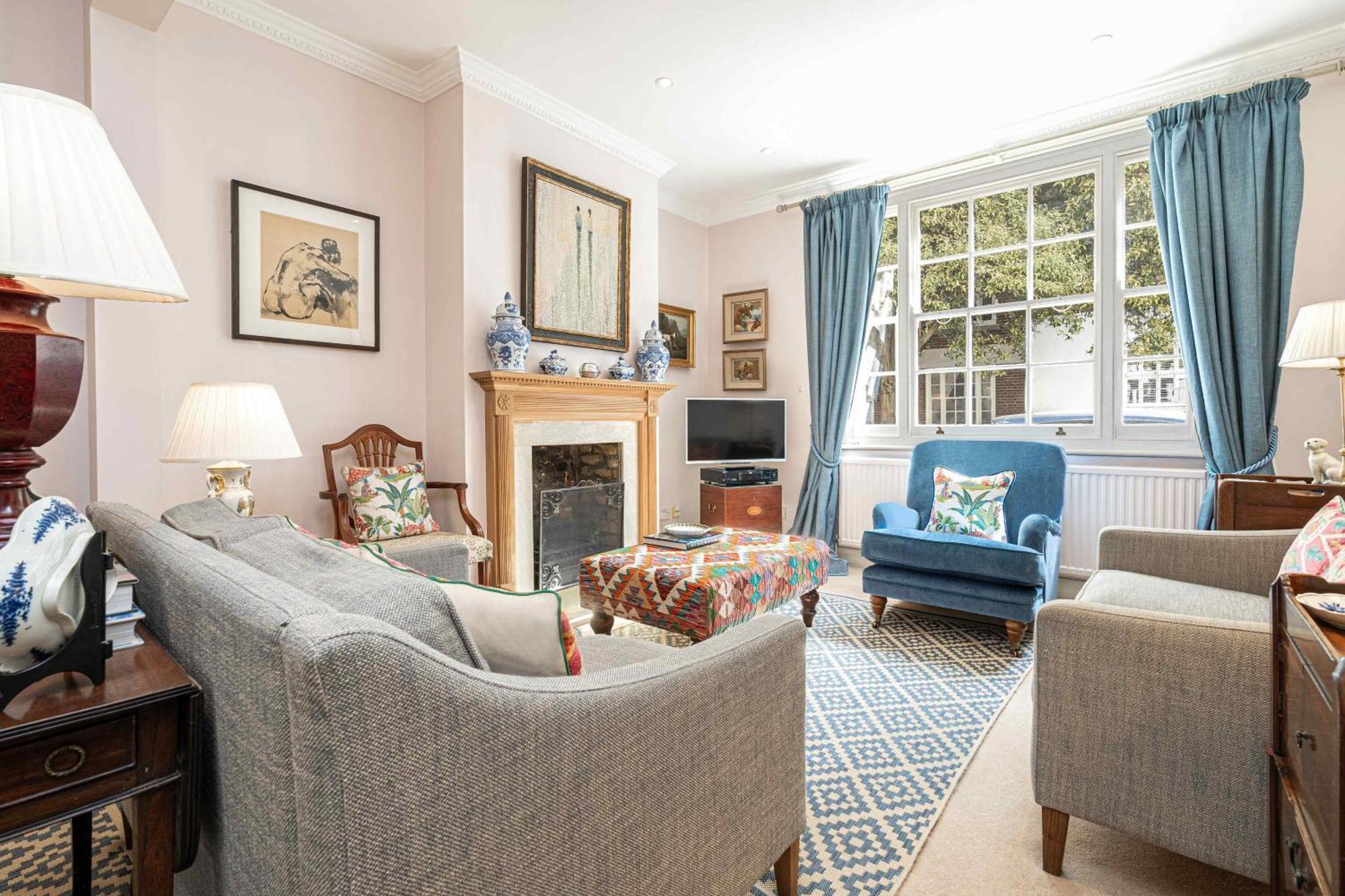 Appartement Exquisite Townhouse With Patio *