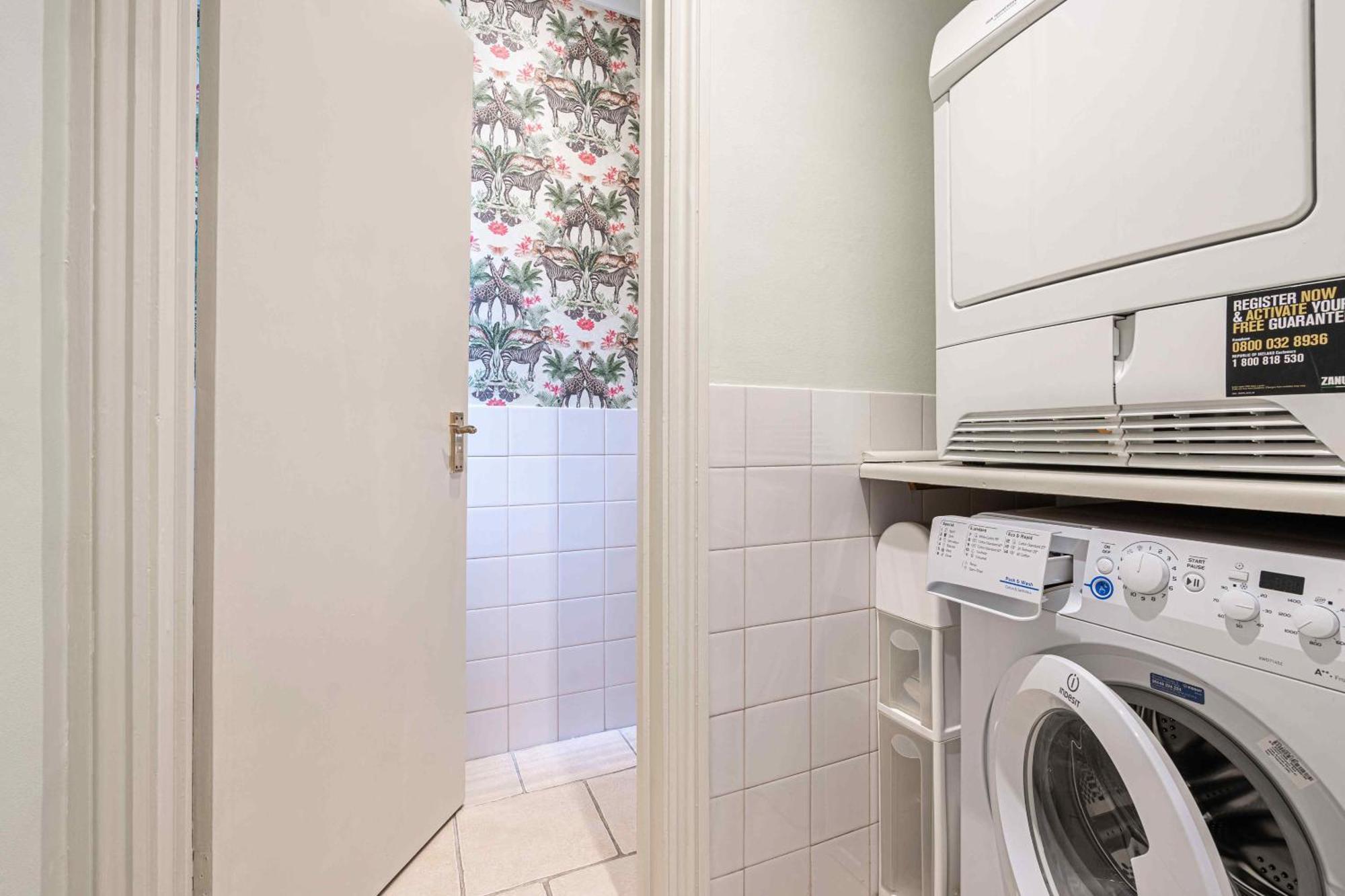 Exquisite Townhouse With Patio Appartement