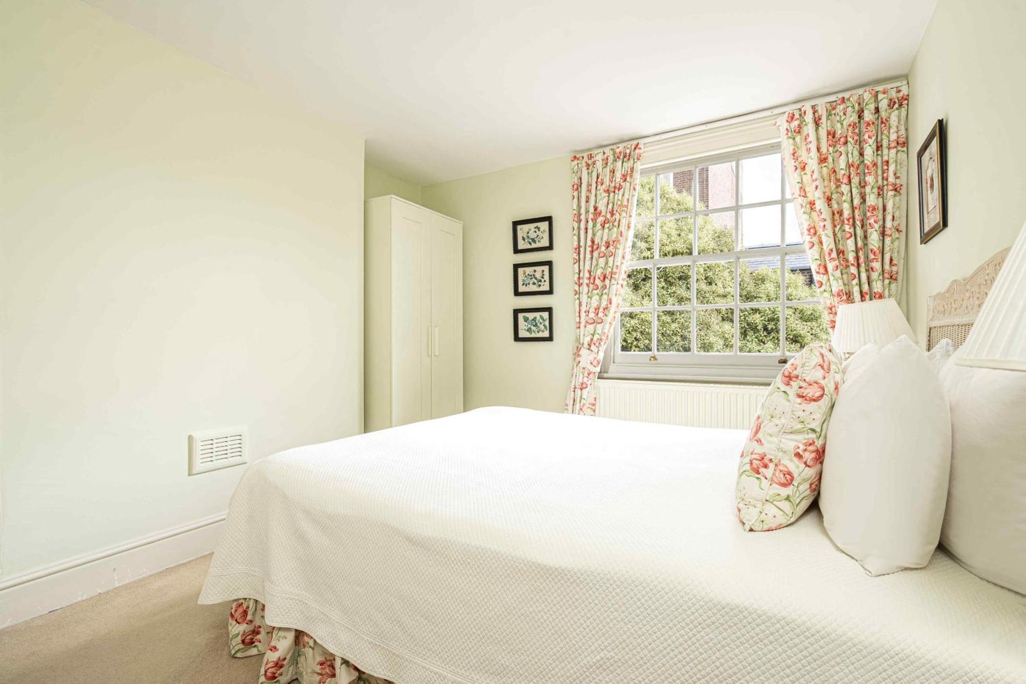 Exquisite Townhouse With Patio Appartement