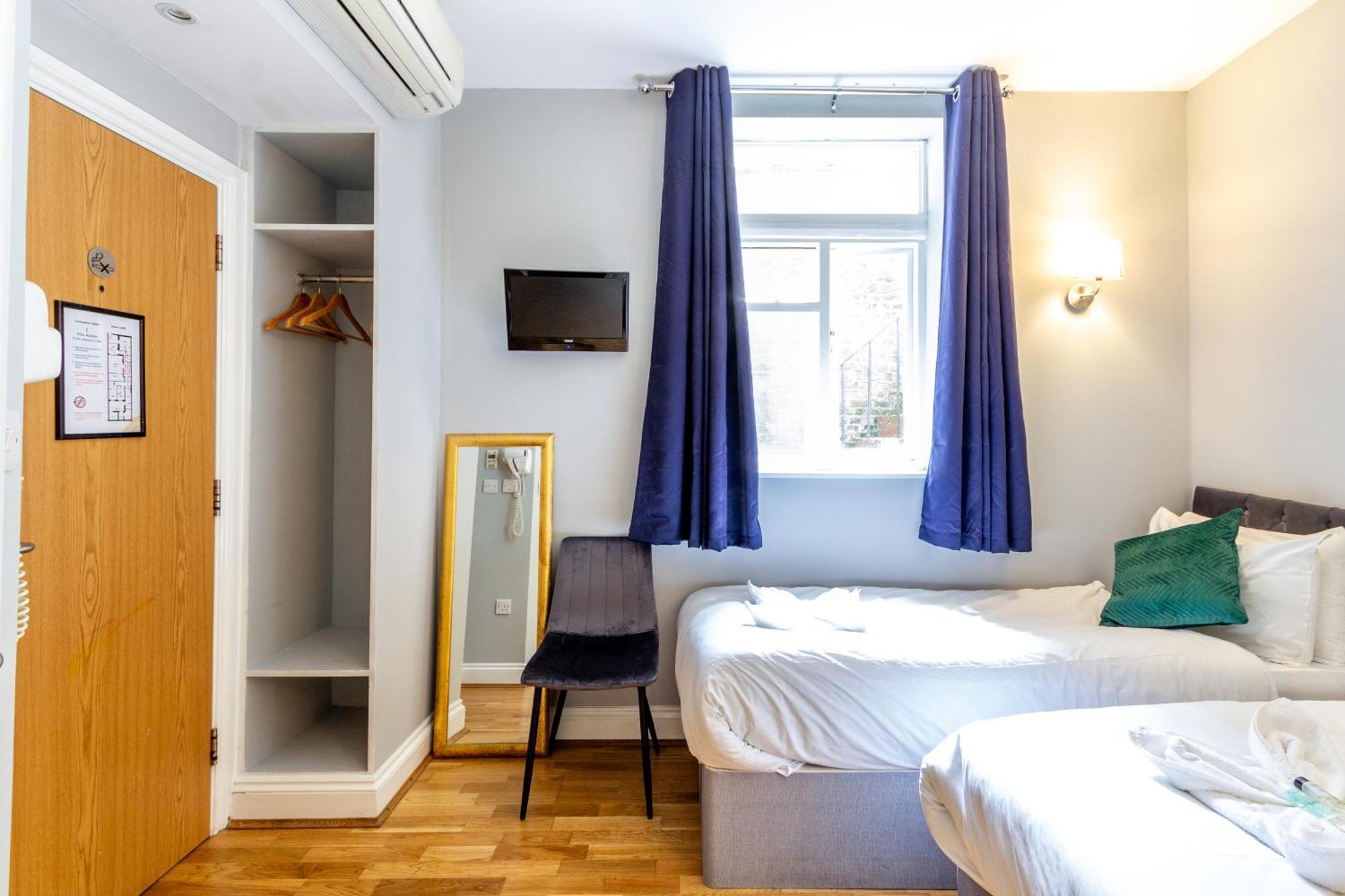 Hotel Coronation 3*