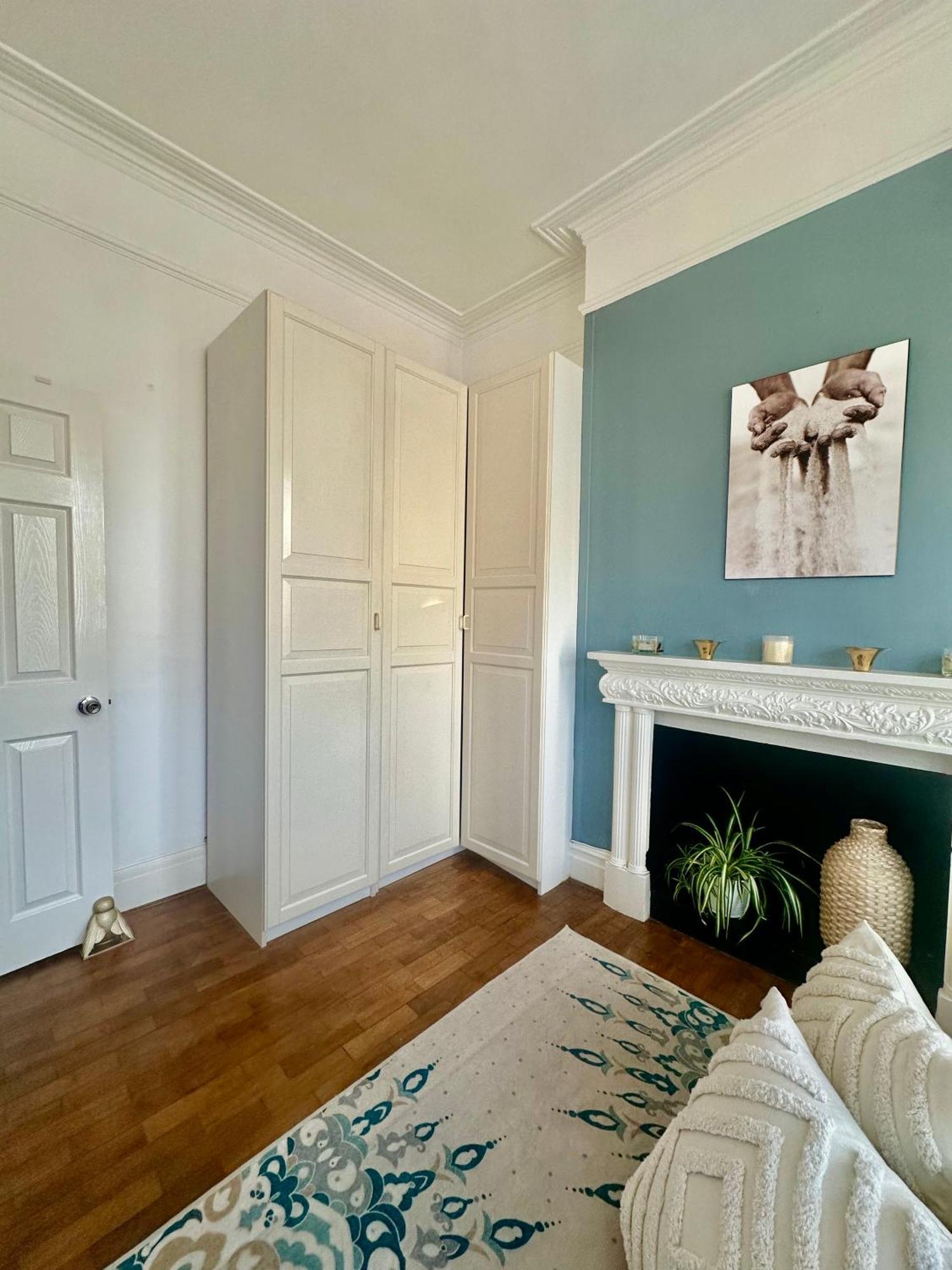 Lovely 2-3 Bedroom Flat In Apartamento *