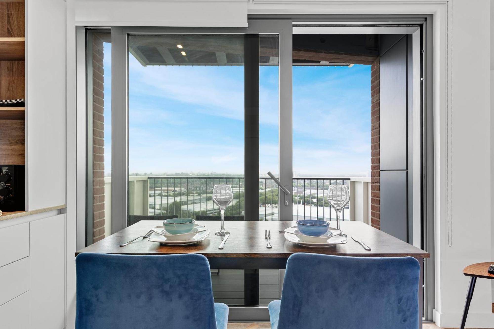 Appartement Lovely View Near Floor, 1gb Wifi, Near Canary Wharf, City, Stratford, Free Coffee, Snacks, Milk *