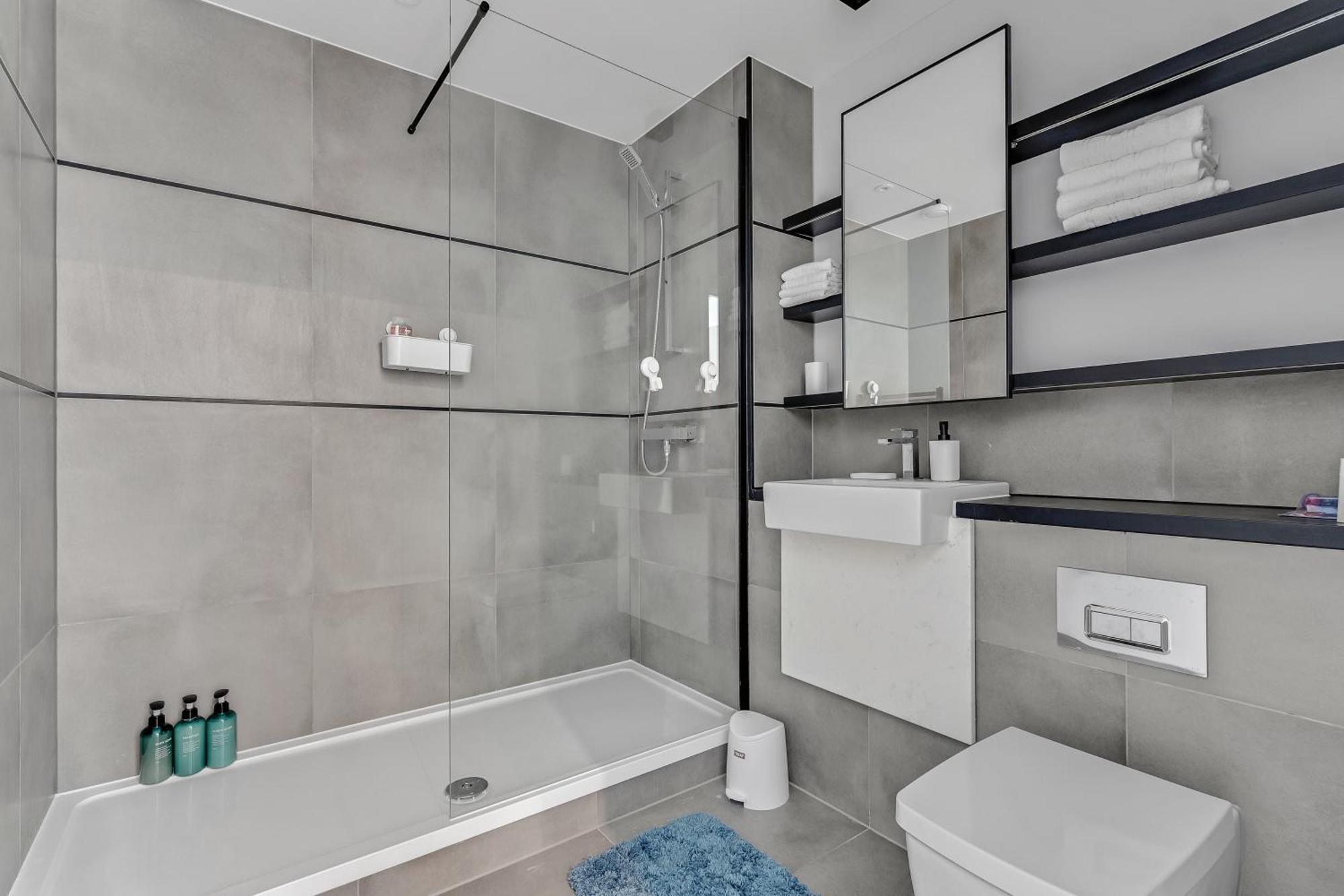 Appartement Lovely View Near Floor, 1gb Wifi, Near Canary Wharf, City, Stratford, Free Coffee, Snacks, Milk