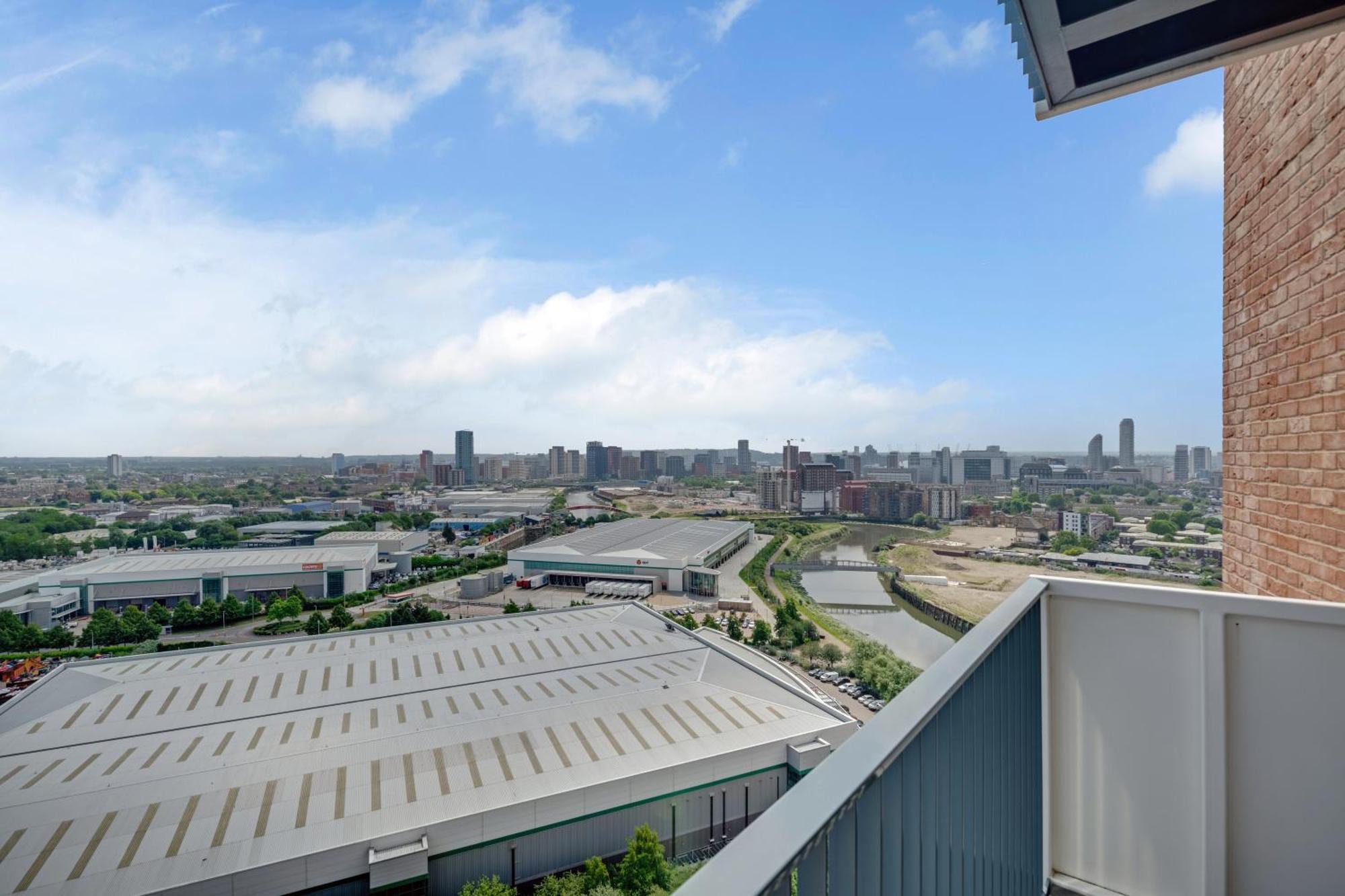 Appartement Lovely View Near Floor, 1gb Wifi, Near Canary Wharf, City, Stratford, Free Coffee, Snacks, Milk *
