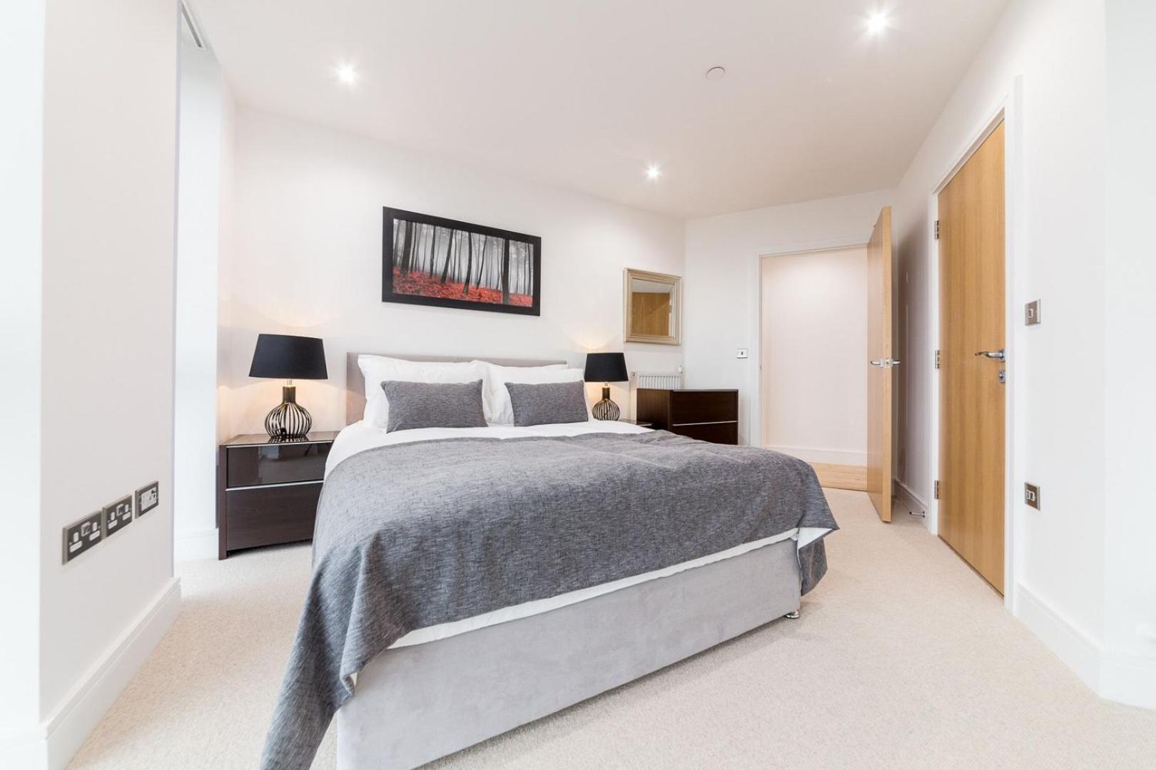 Luxury Large 130sq By Tower Bridge London