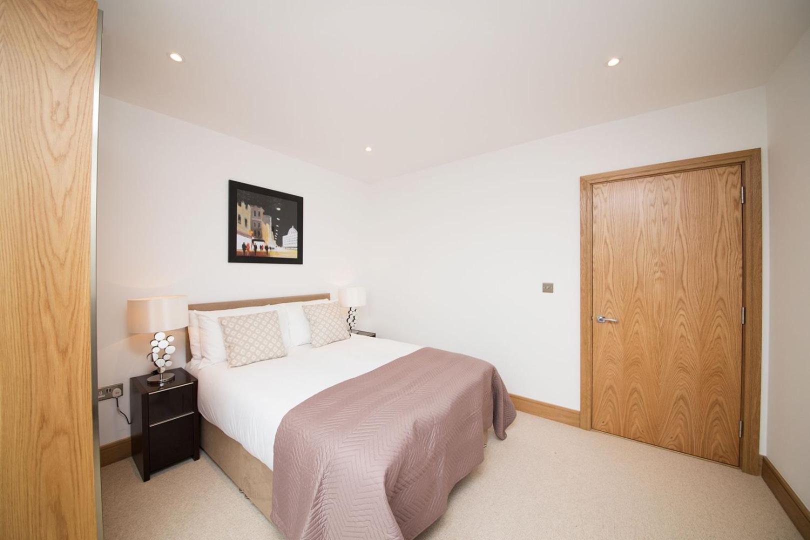 Luxury Large 130sq By Tower Bridge London