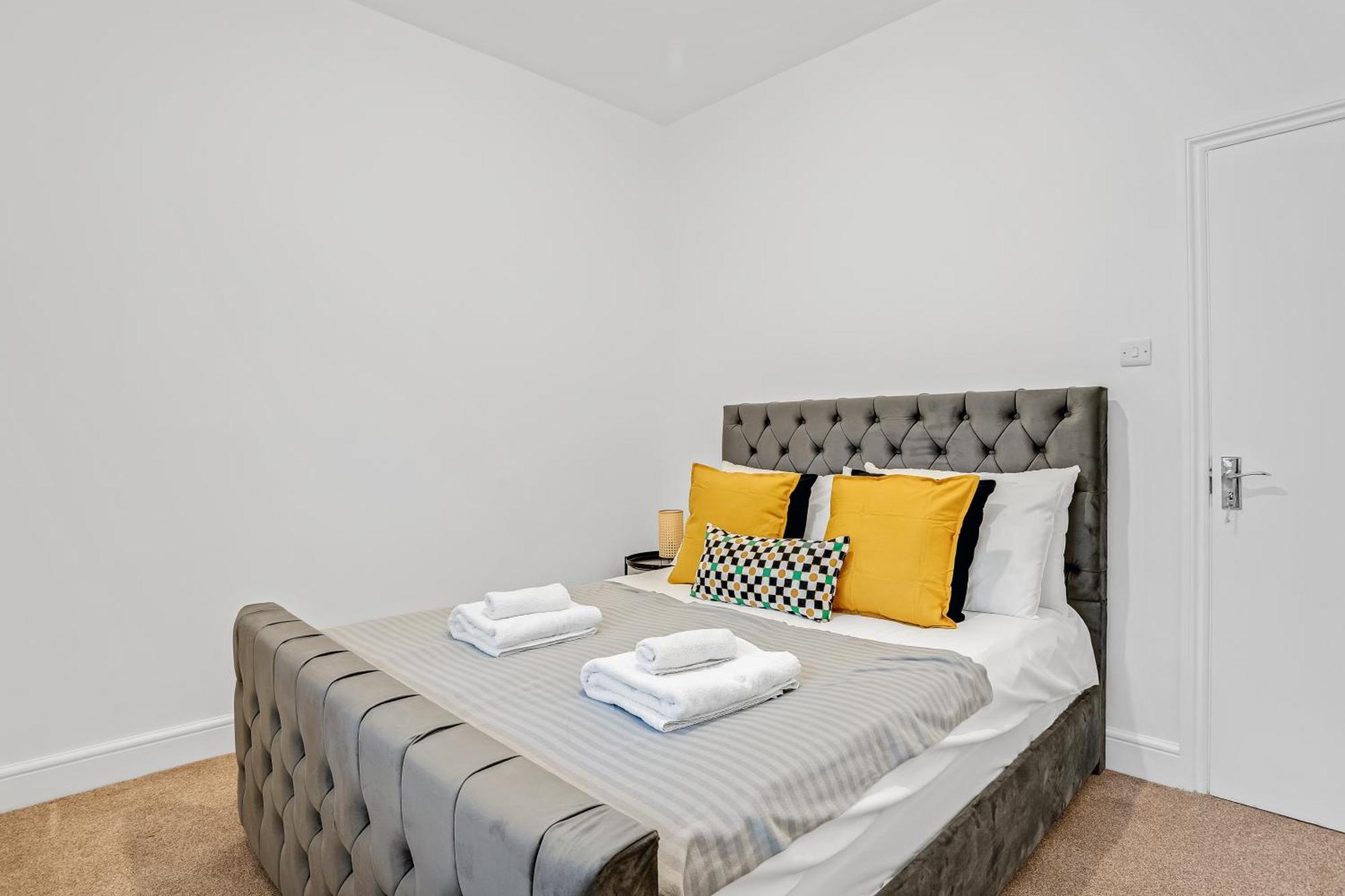 2-bed With Garden * Londres