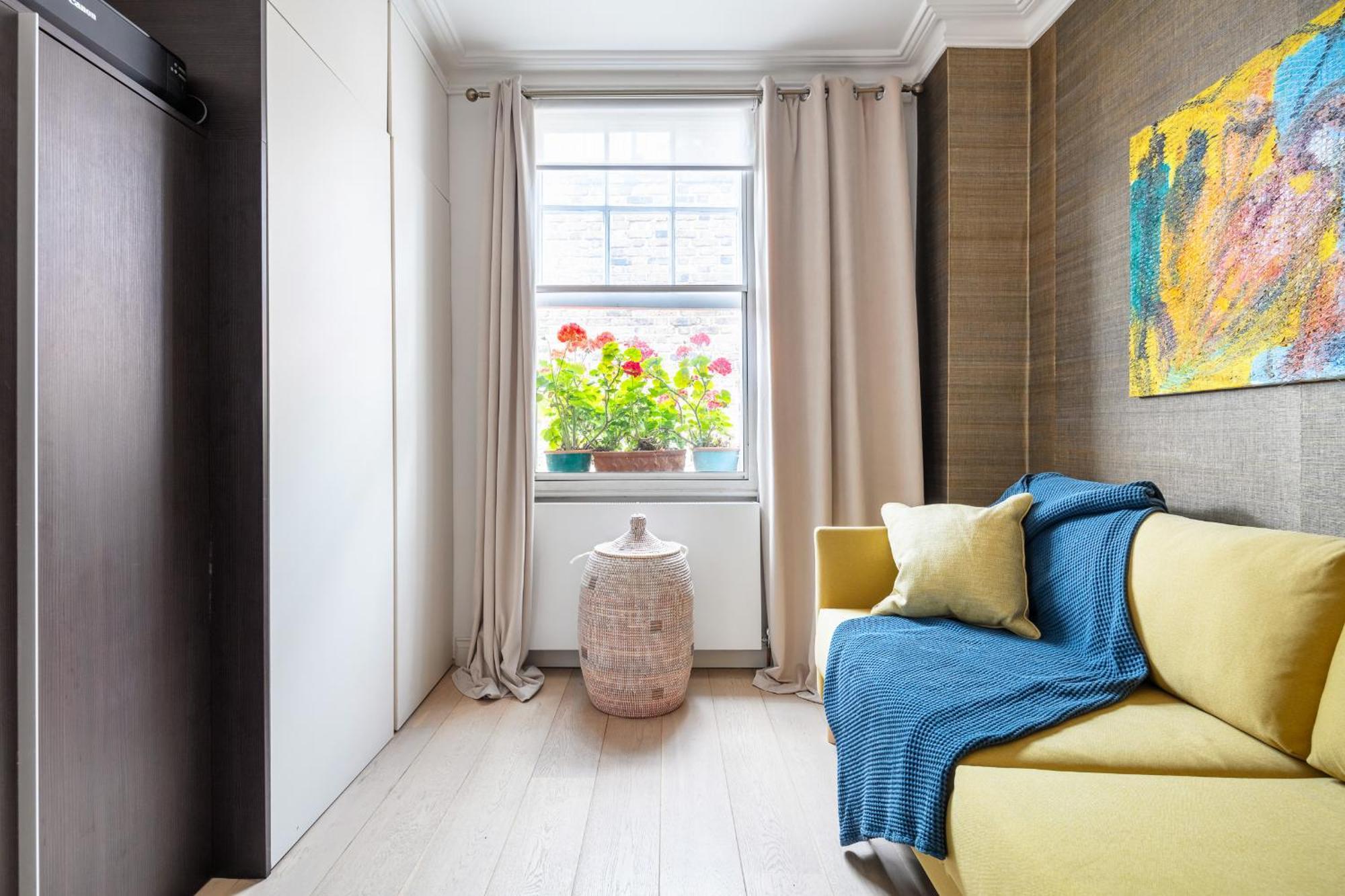 Architectural Triplex House In Heart Of Chelsea * Londres