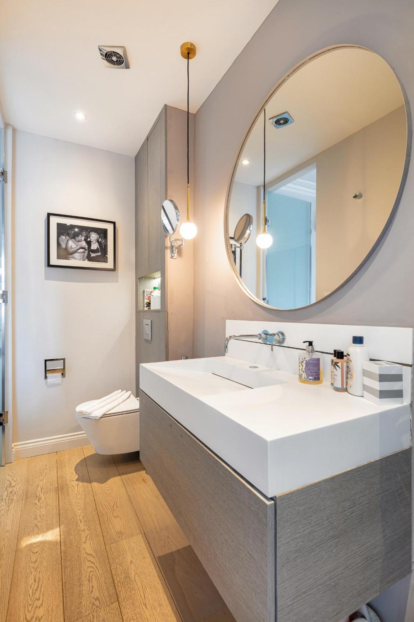 Architectural Triplex House In Heart Of Chelsea Appartement