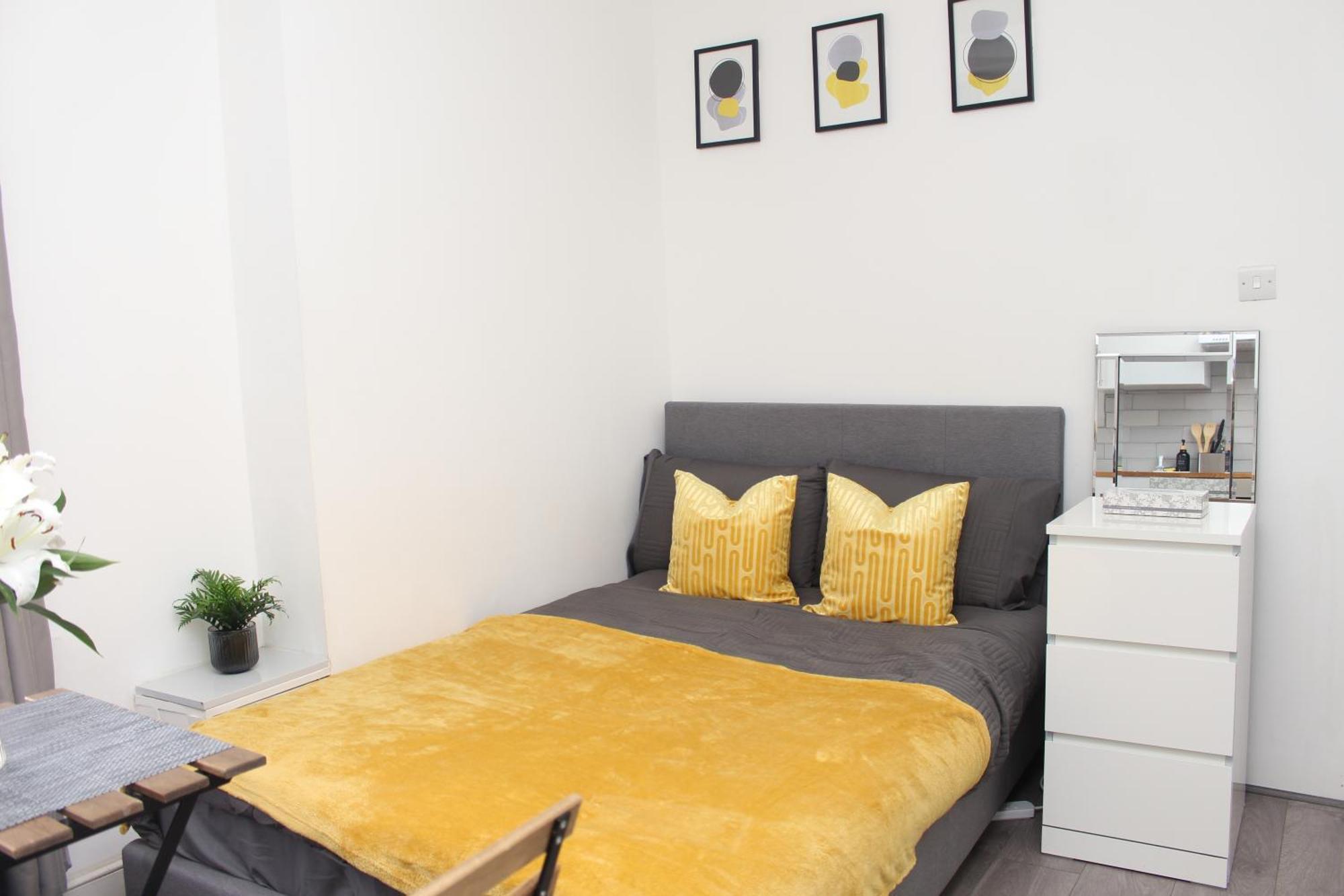Apartment Contractor-friendly Cosy Spot By Finsbury Park Station London