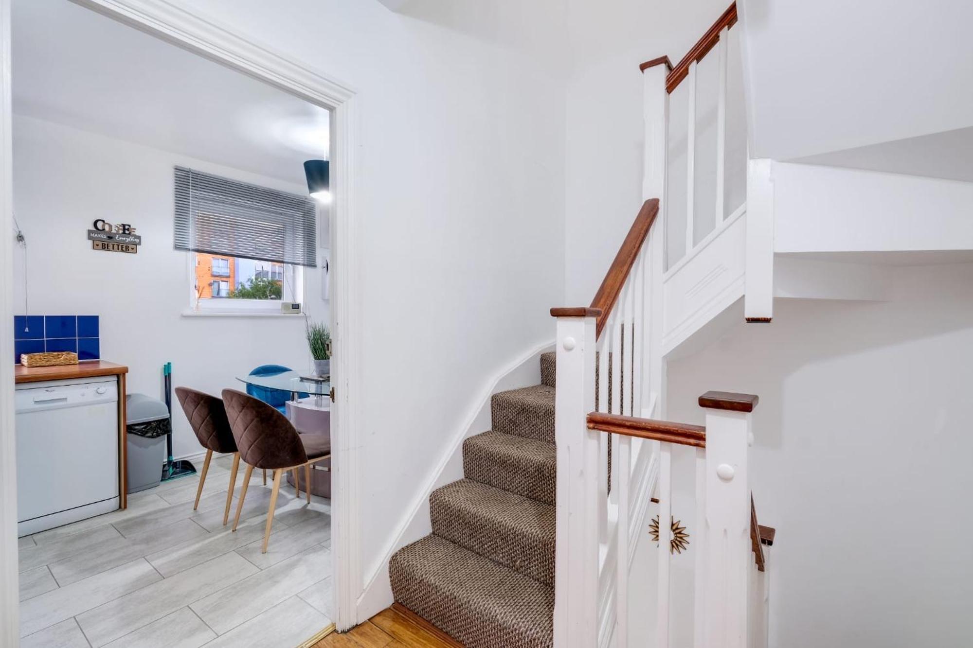 Mannys - & Cozy 4bed Diamond Appartement *