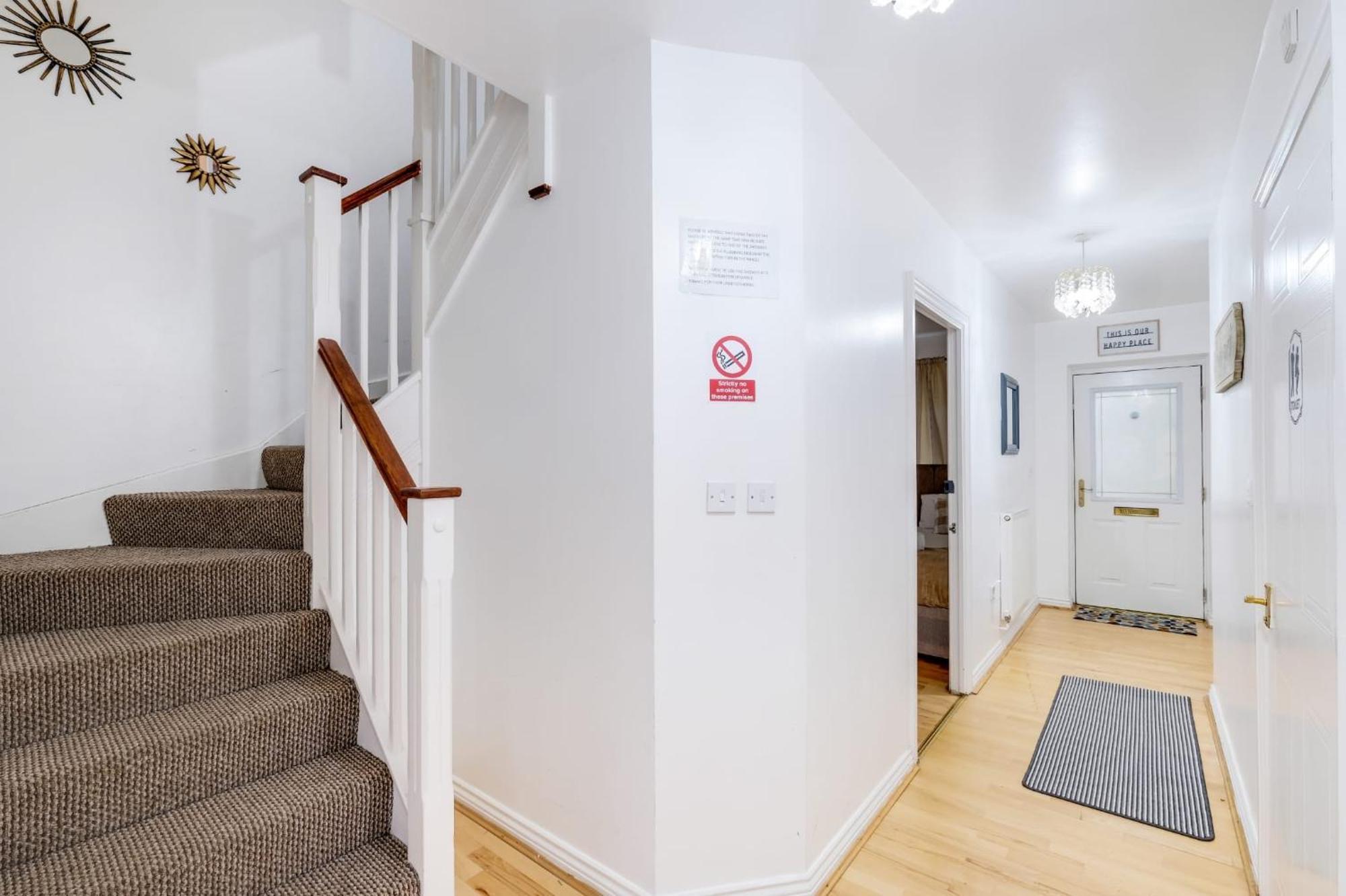 Appartement Mannys - & Cozy 4bed Diamond Londen