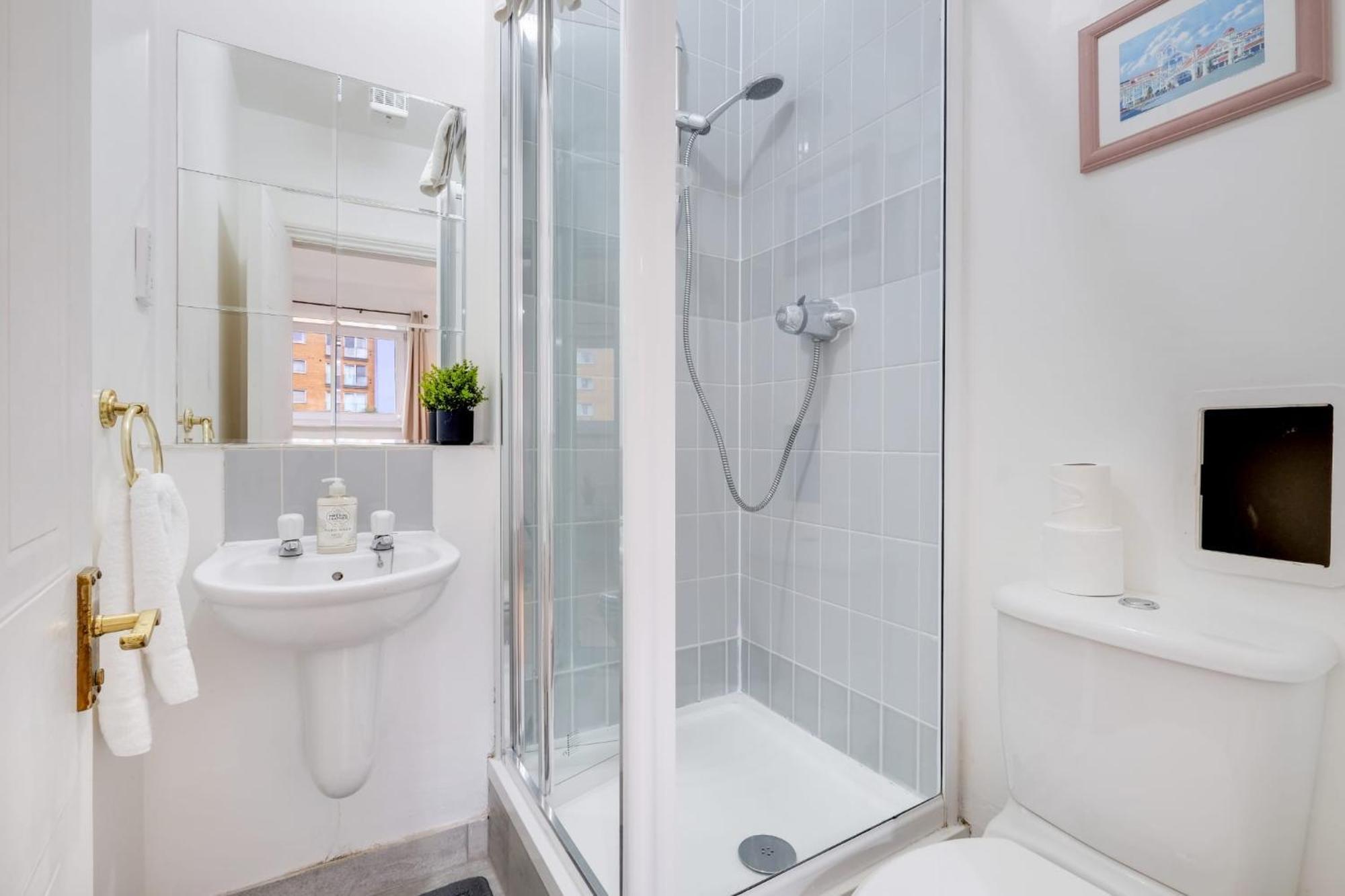 Mannys - & Cozy 4bed Diamond Appartement *