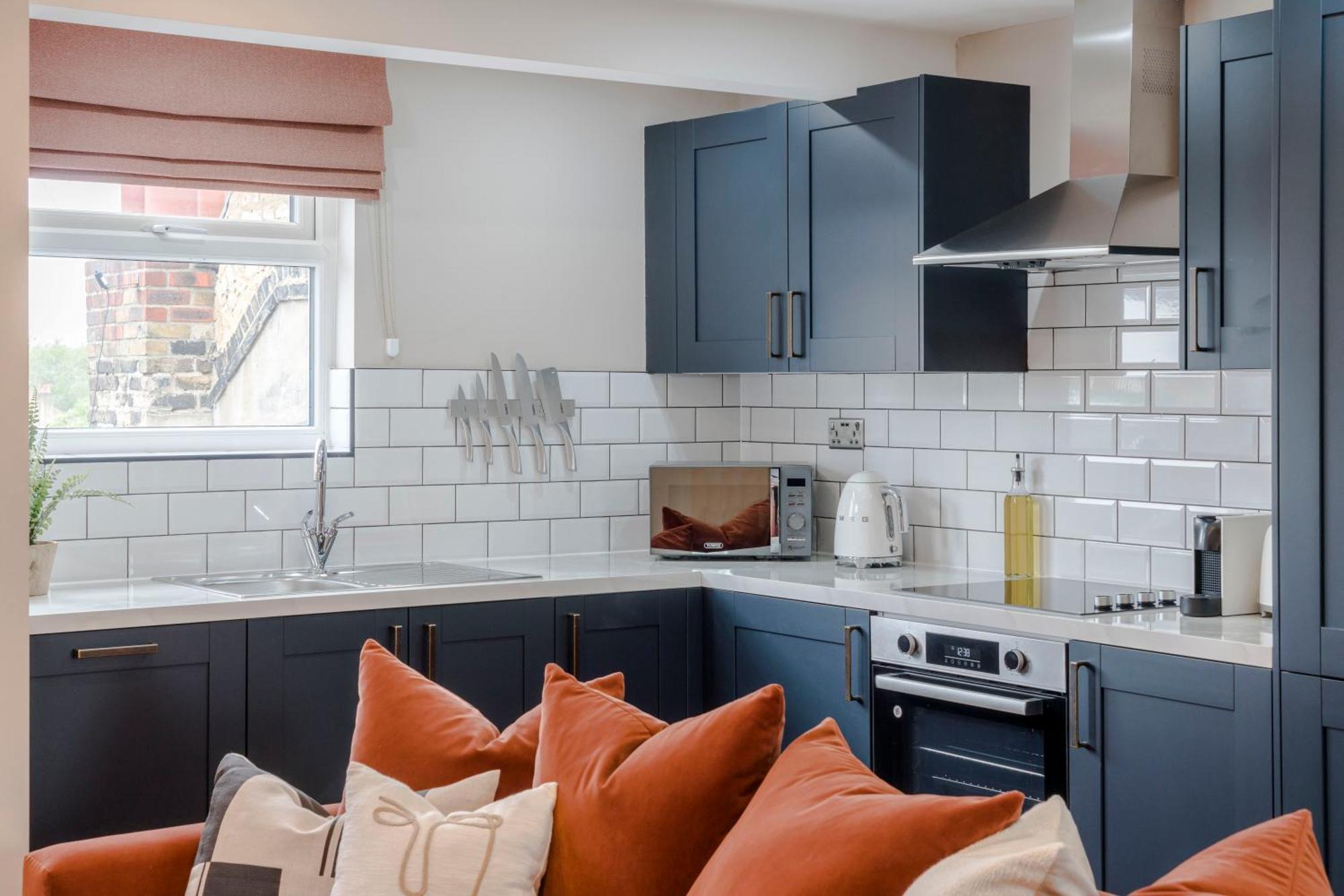 Apartment Shepherds Bush - Your *