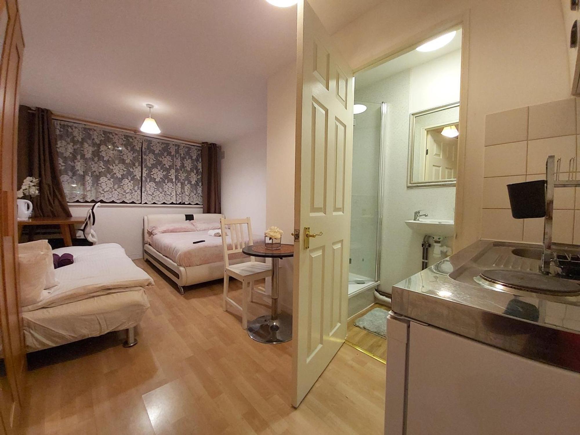 Harford House Apartment