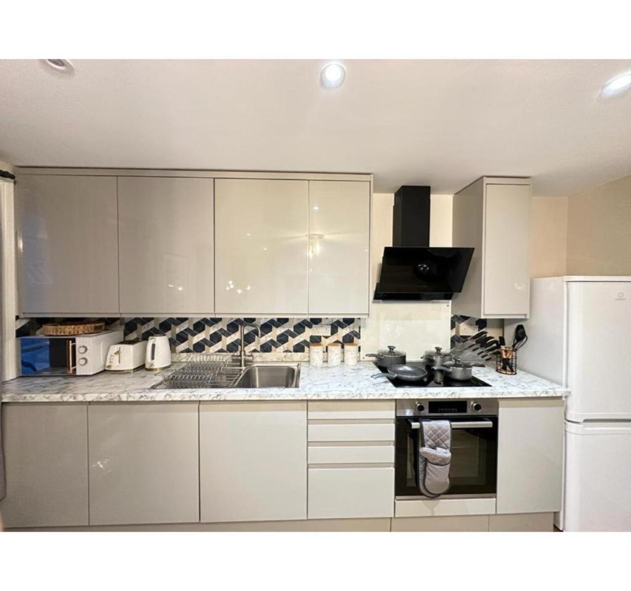 F3- Gorgeous 1 Bed Flat Near Edgware Road Station Apartamento Londres