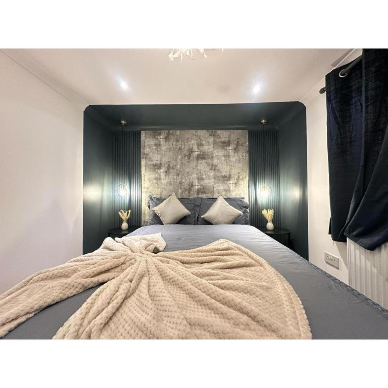 F1- Stylish 1 Bed Flat Near Edgware Road *