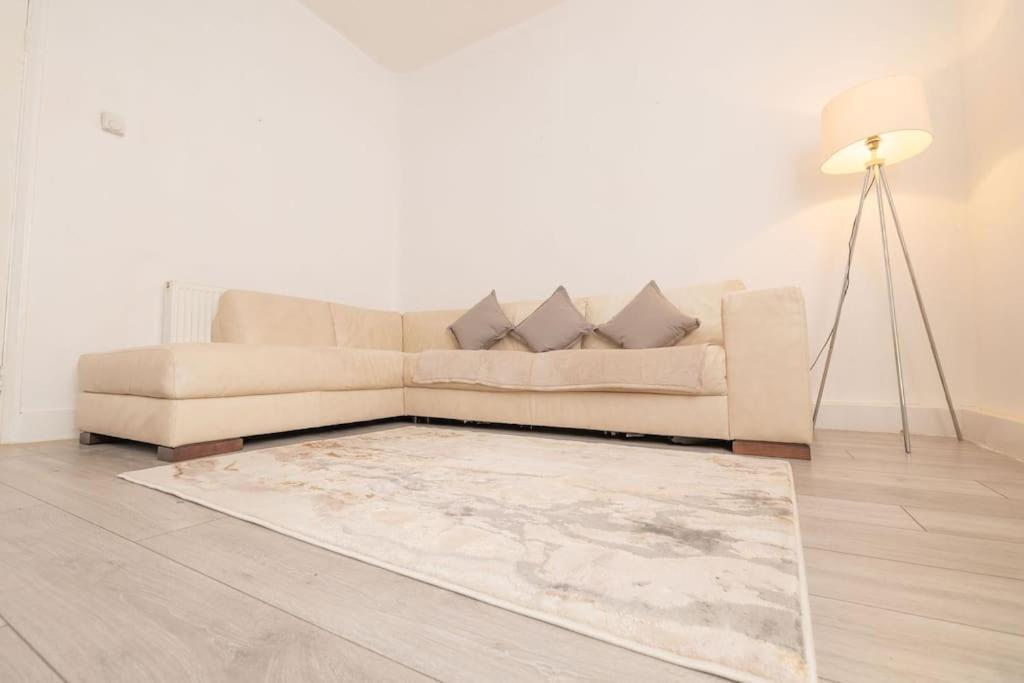 The Chelsea - 2 Bed Haven London