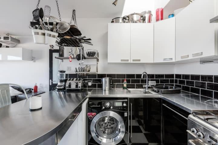 Appartement Guestready - Stylish Skyline Views,