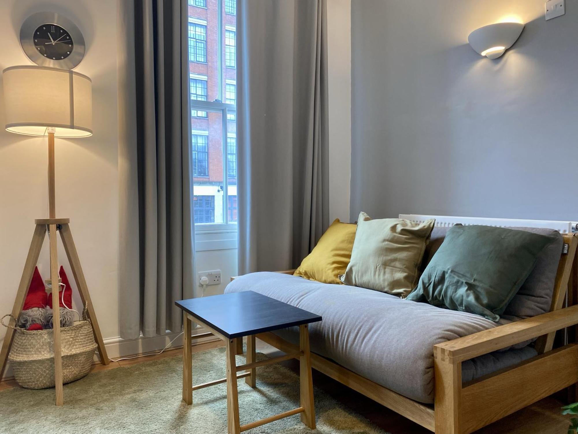 Cosy Near *kings Cross* Station *