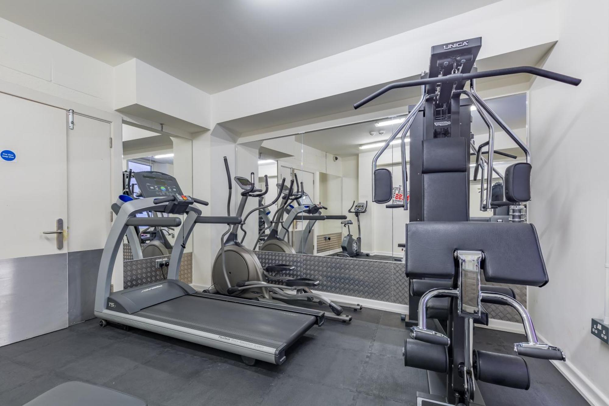 Aparthotel Studio Flat Farringdon London