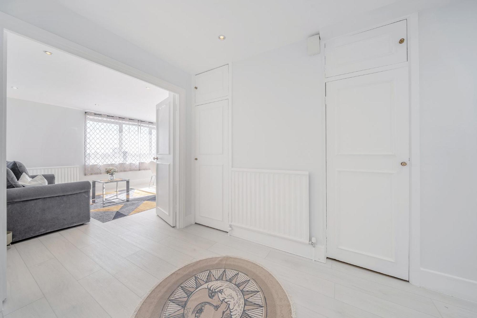 Stunning Flat In Chelsea, Kings Road With Balcony * London