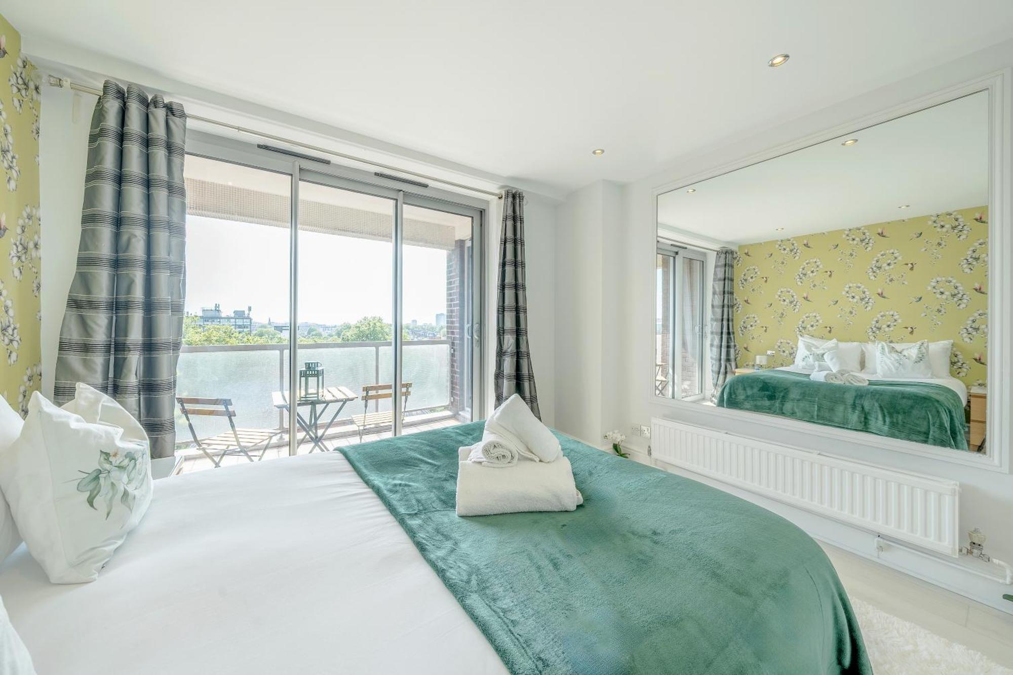 Stunning Flat In Chelsea, Kings Road With Balcony * London