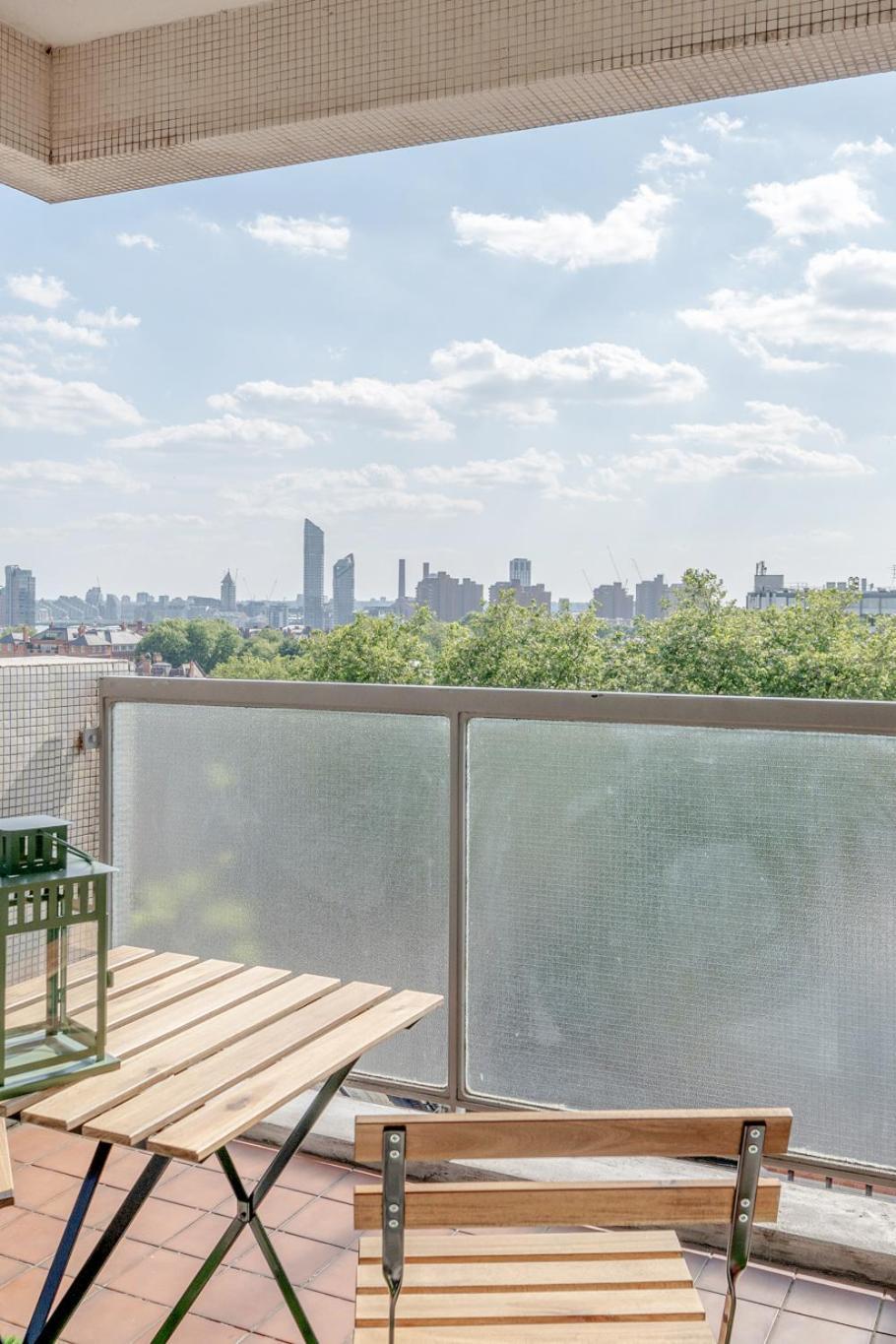Apartment Stunning Flat In Chelsea, Kings Road With Balcony *