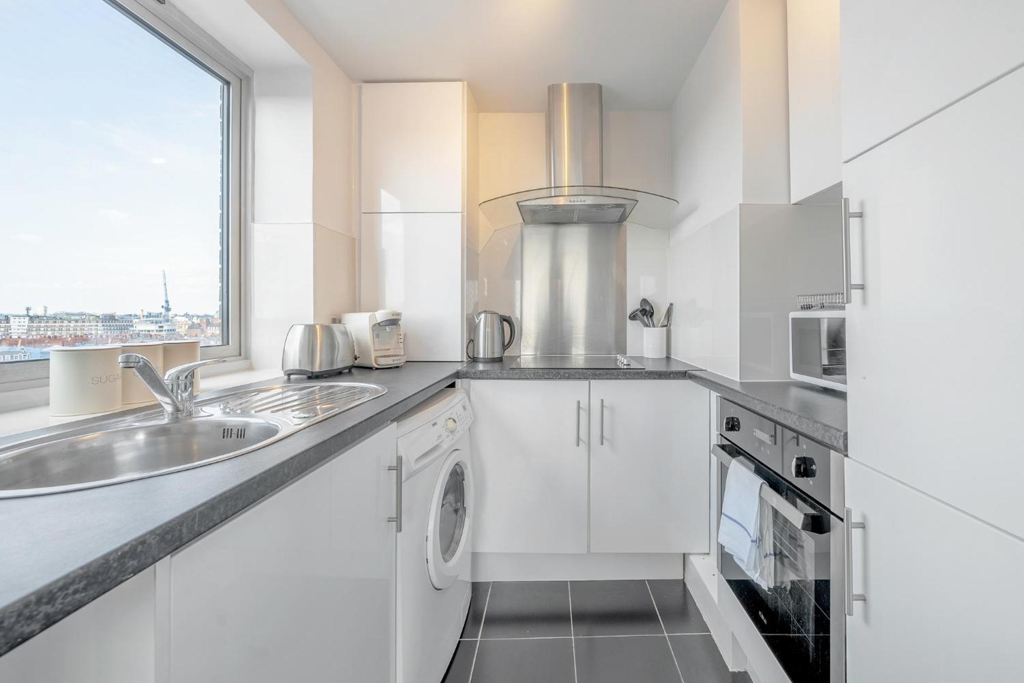 Stunning Flat In Chelsea, Kings Road With Balcony * London