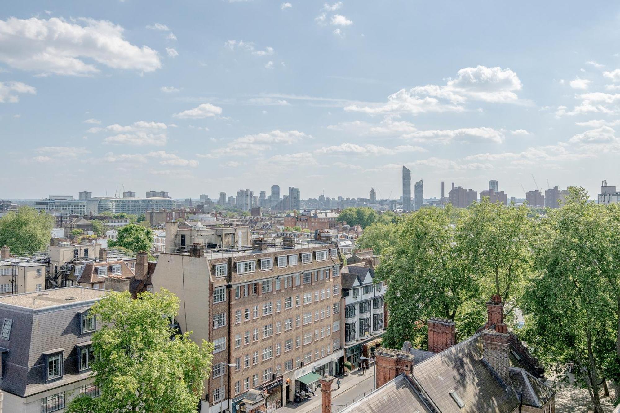 Stunning Flat In Chelsea, Kings Road With Balcony London