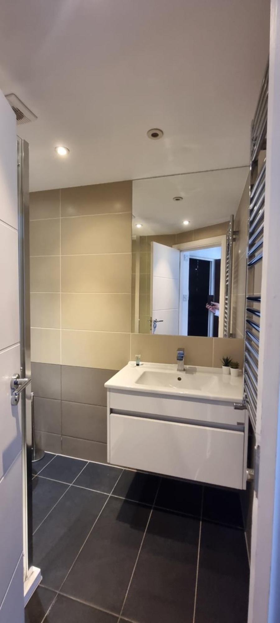 Star Heath St 2-bed Adobe Appartement Londres