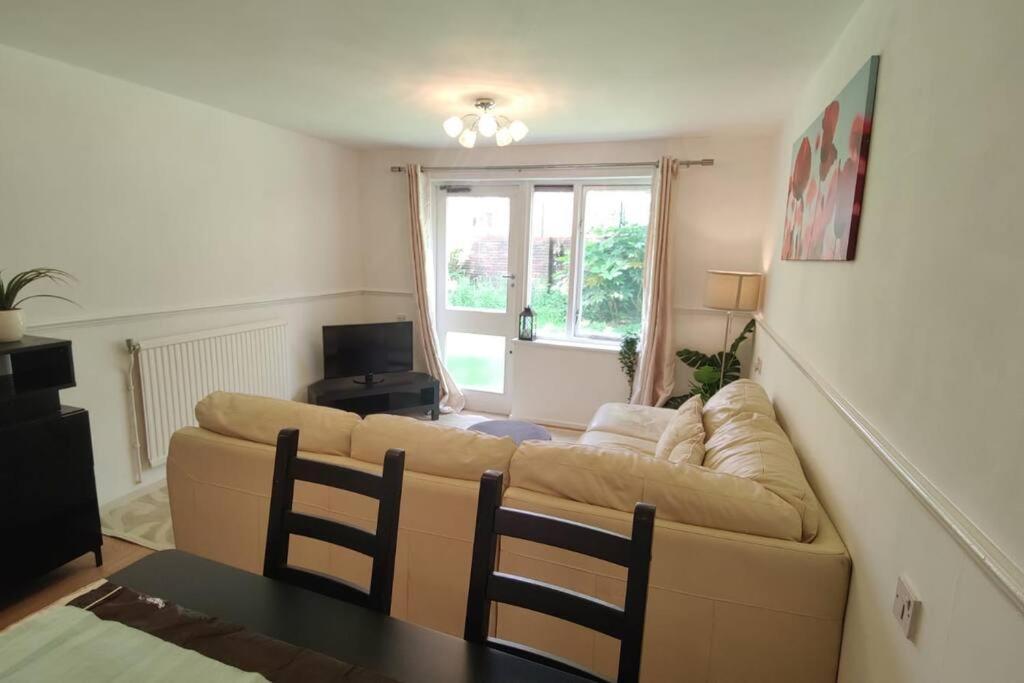 Apartment 2 Bed Brick Lane Flat, Liverpool St