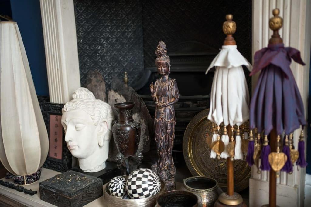 Artists Comfy Home, Near Camden Market *