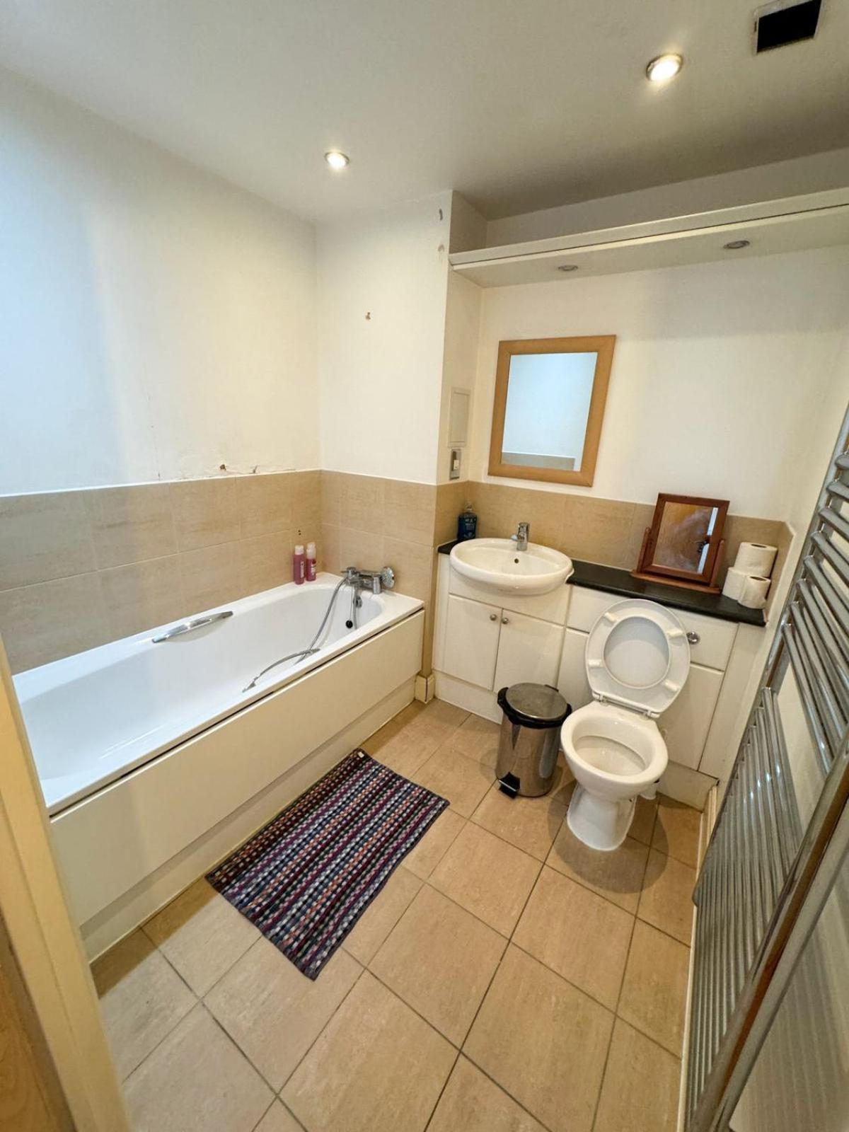 Clapham Court Penthouse *