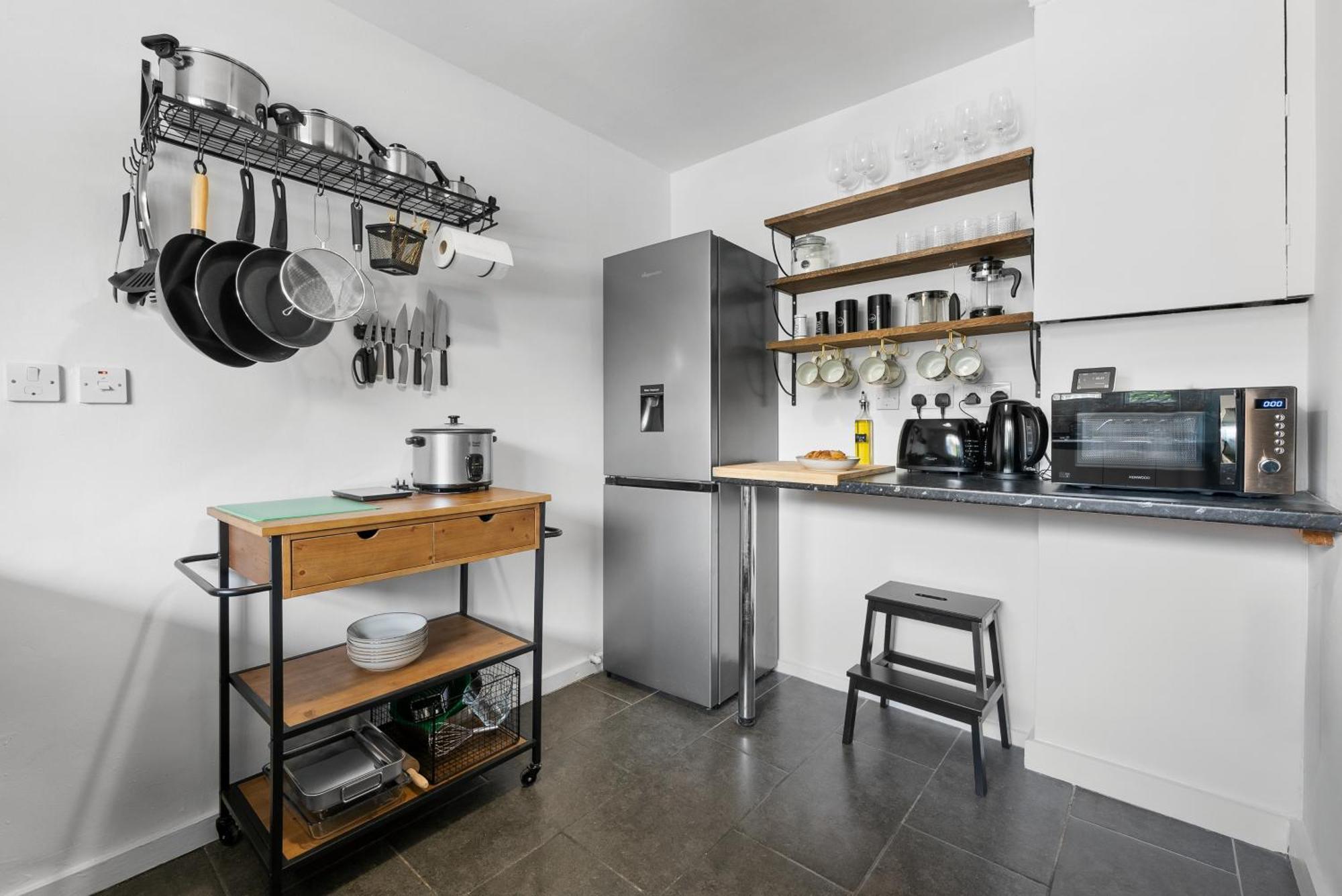 Spacious 3 Bedroom Whitechapel With Garden By Gold Appartement