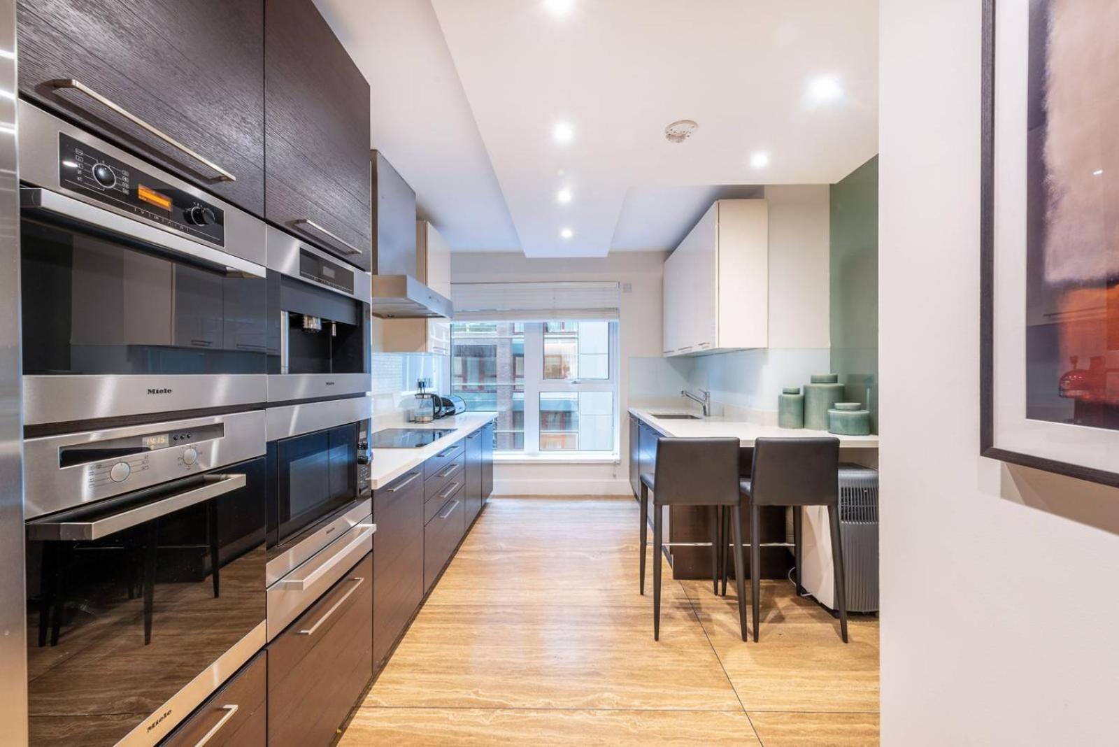 Super Luxury Stylish Large Mayfair 2500sqft * Londres