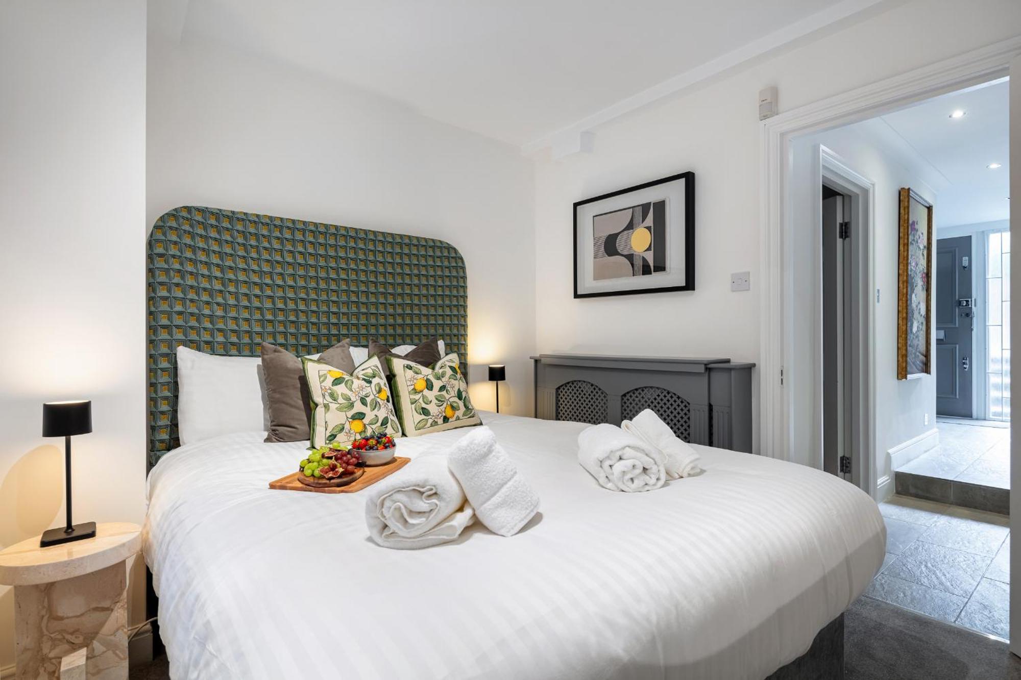 Rare 4beds Townhouse In Kensington With Patio Londres