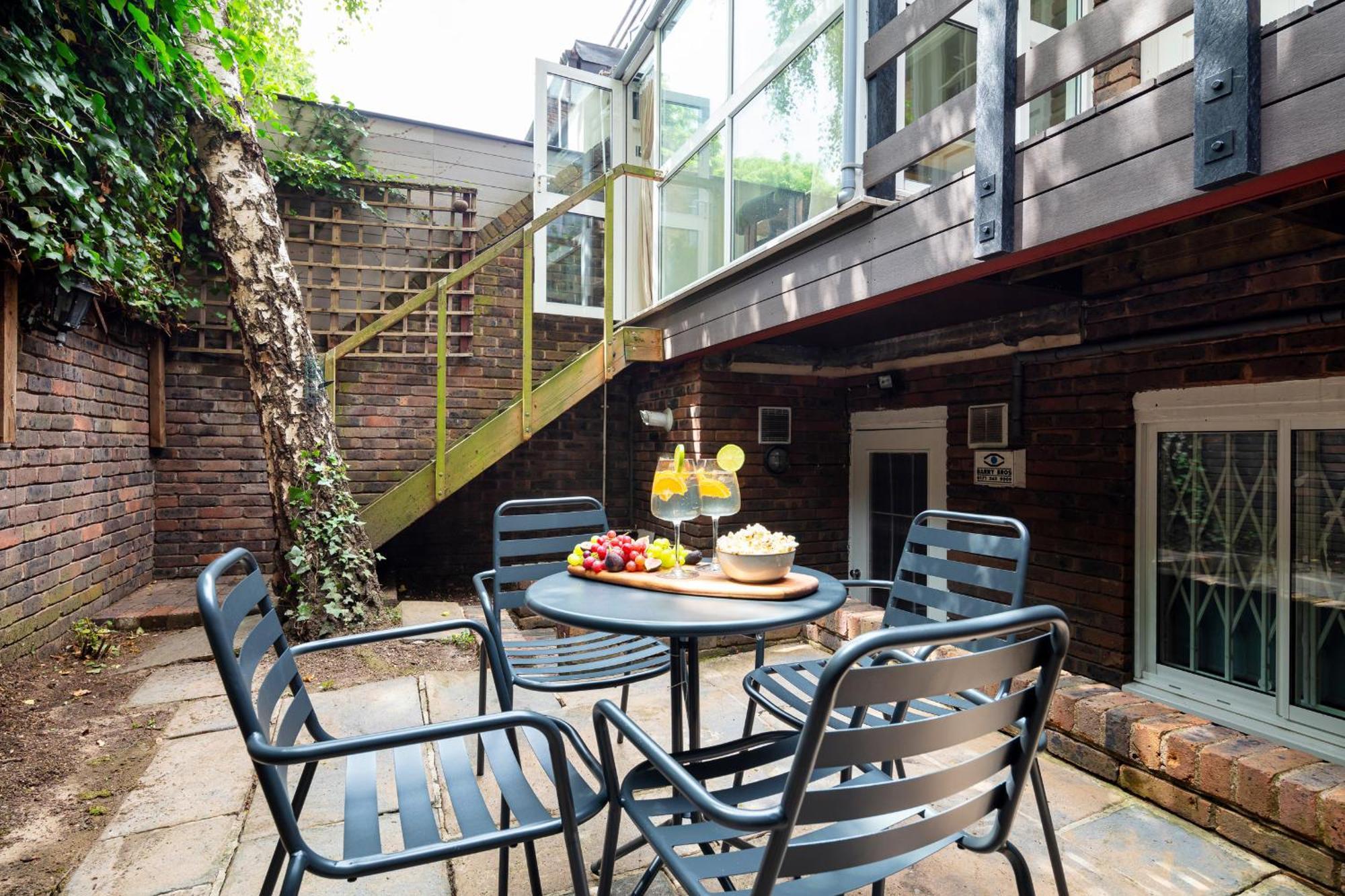 Rare 4beds Townhouse In Kensington With Patio Сasa de vacaciones
