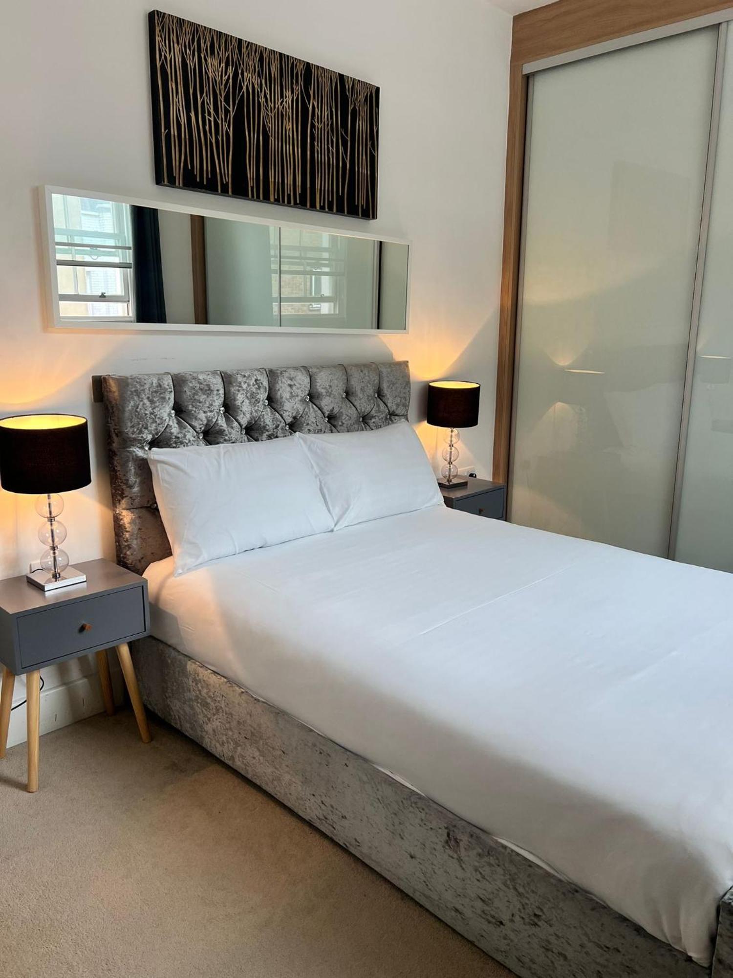 One Bedroom In Holborn Apartment *