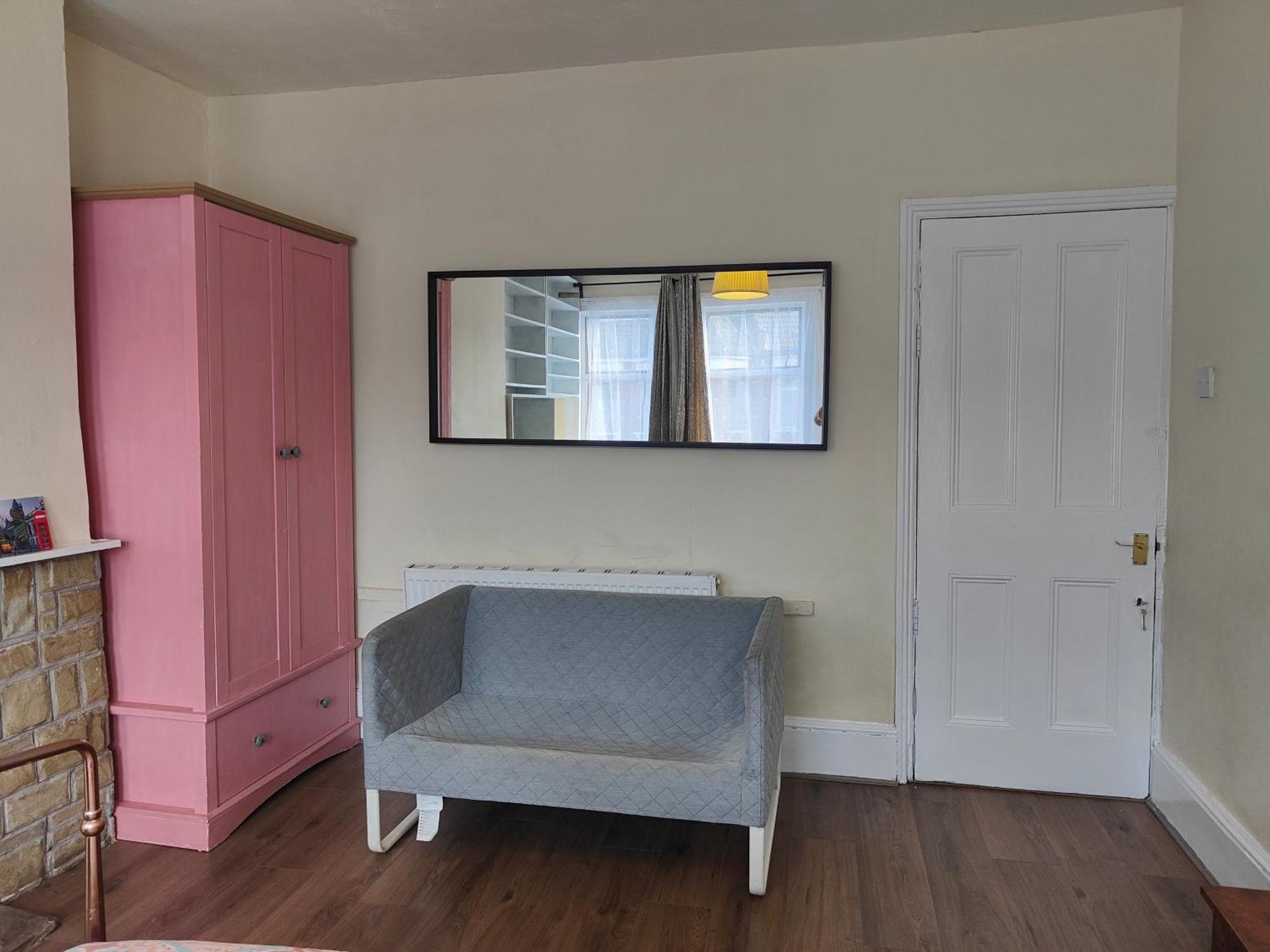 Elegant King Bed Get Away Londres