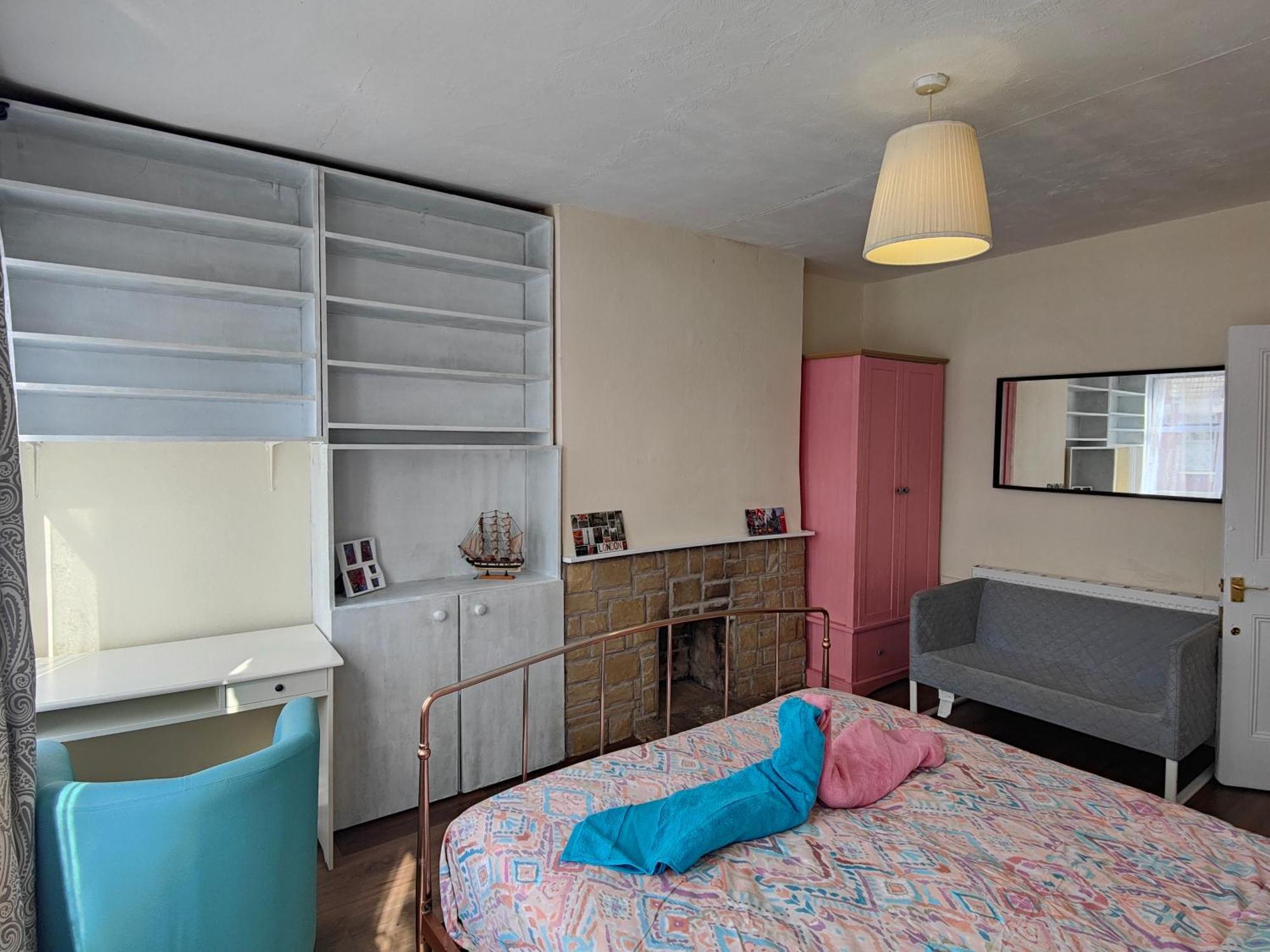 Elegant King Bed Get Away Londres