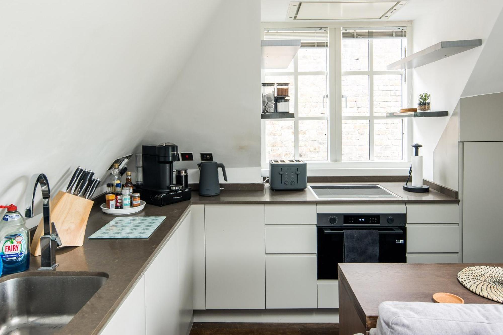 Appartement Sleek And Stylish 1bd With Balcony, Hammersmith Londres