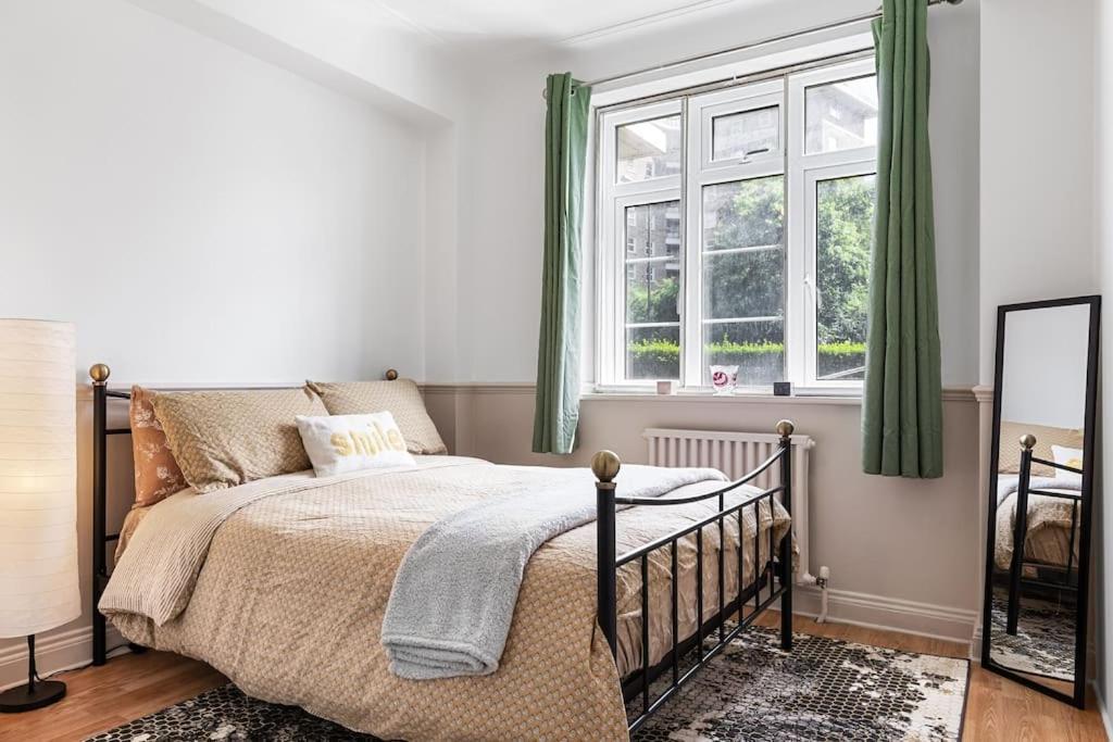 Brand New 3 Bedroom Flat In Apartamento Londres